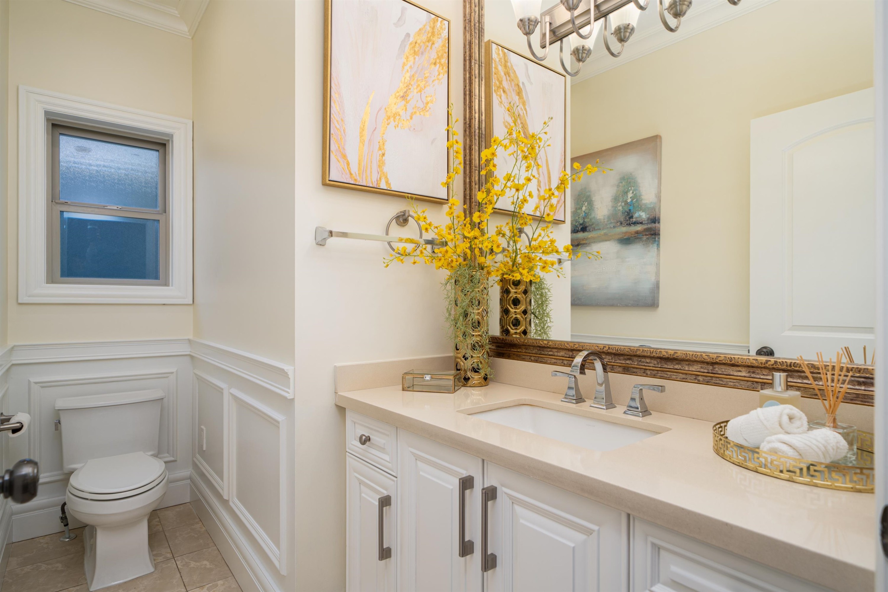 3716 17Th Avenue W, Vancouver, BC