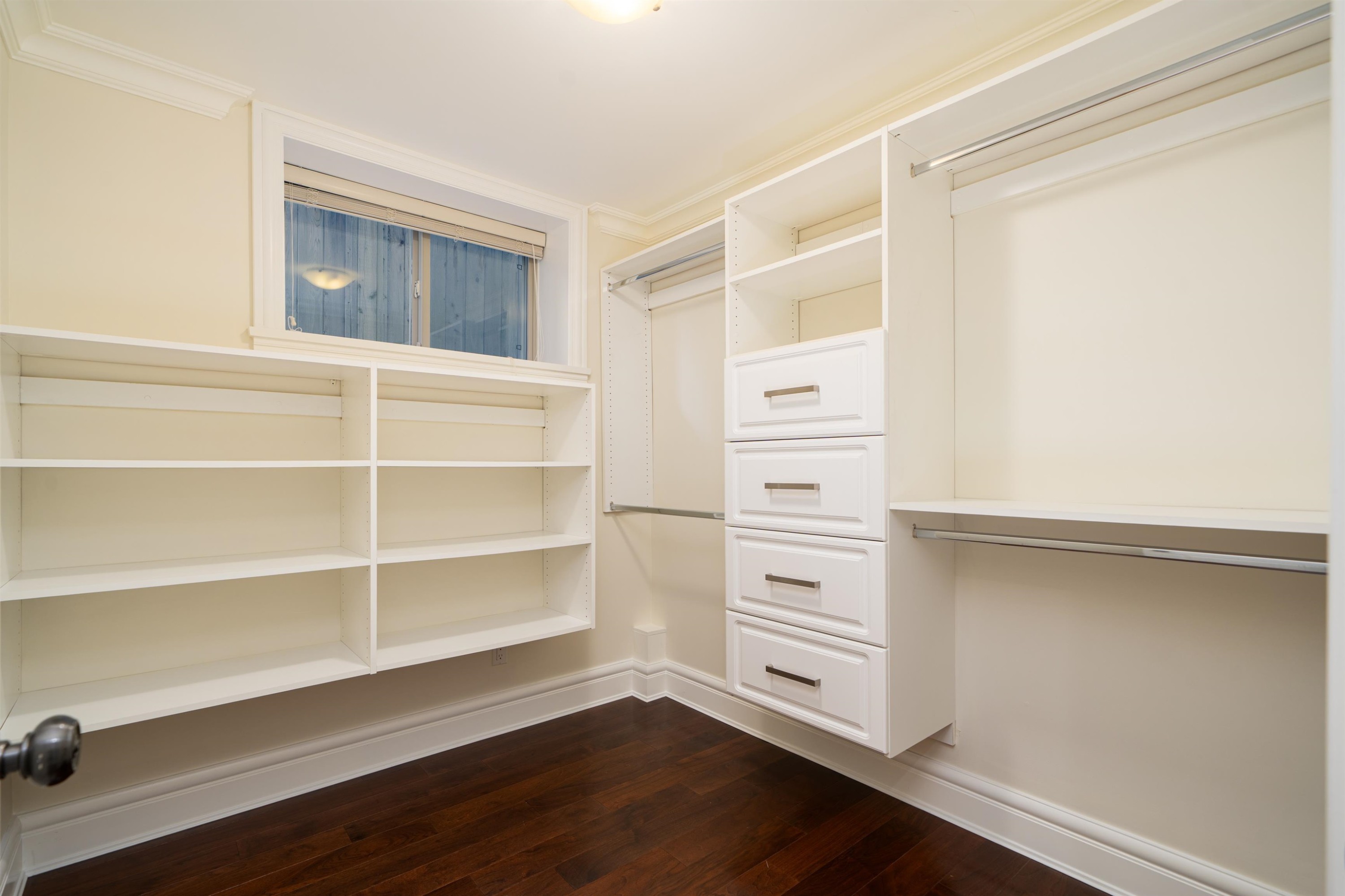 3716 17Th Avenue W, Vancouver, BC