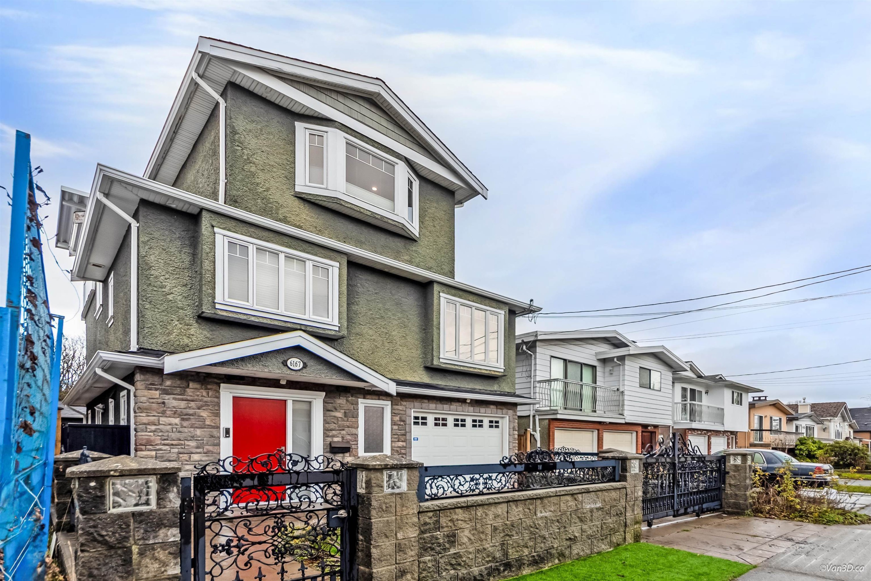 6167 Commercial Street, Vancouver, BC