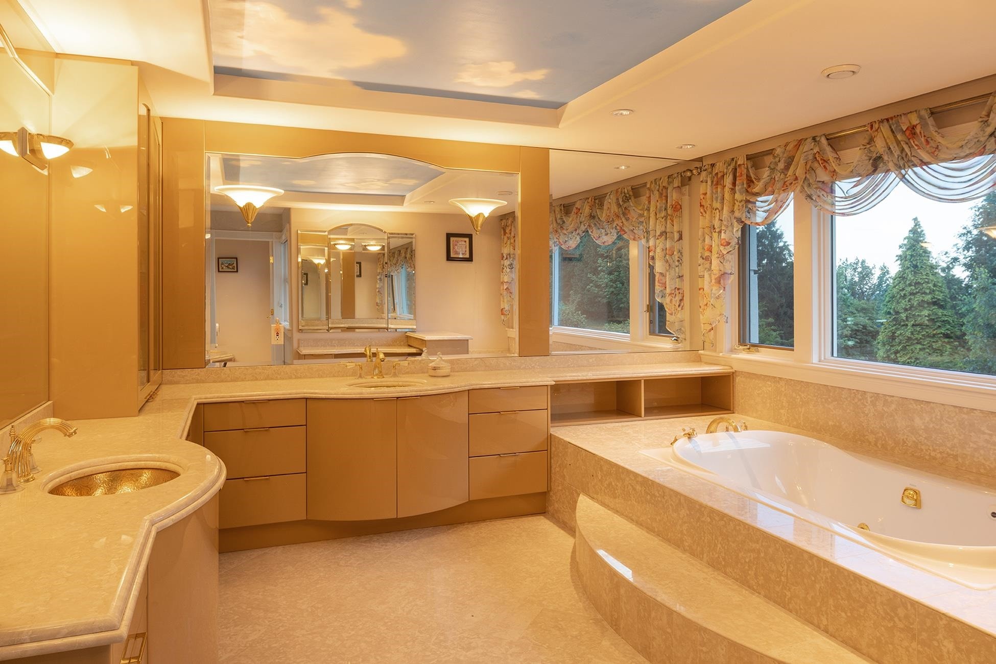 835 Highland Drive, West Vancouver, BC