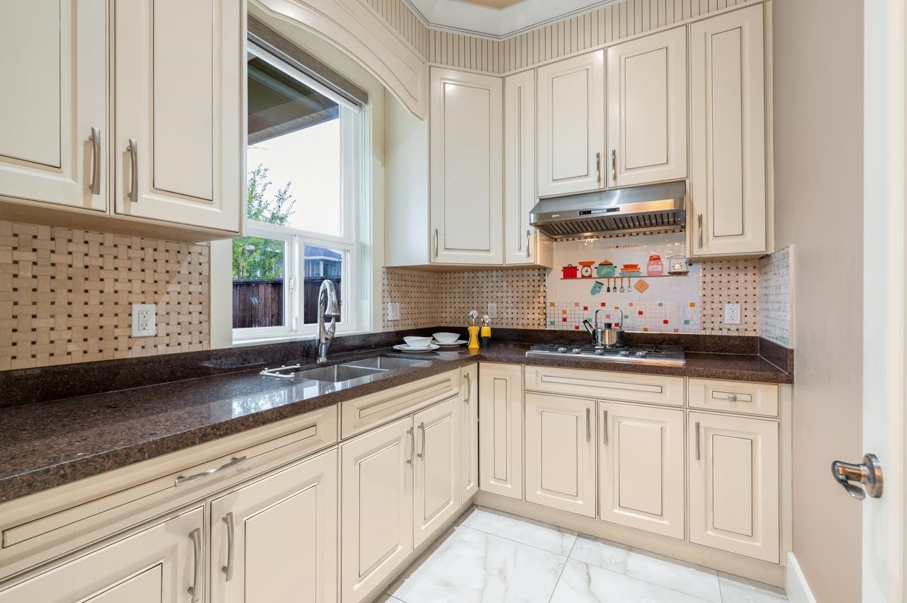 6331 Bellflower Drive, Richmond, BC