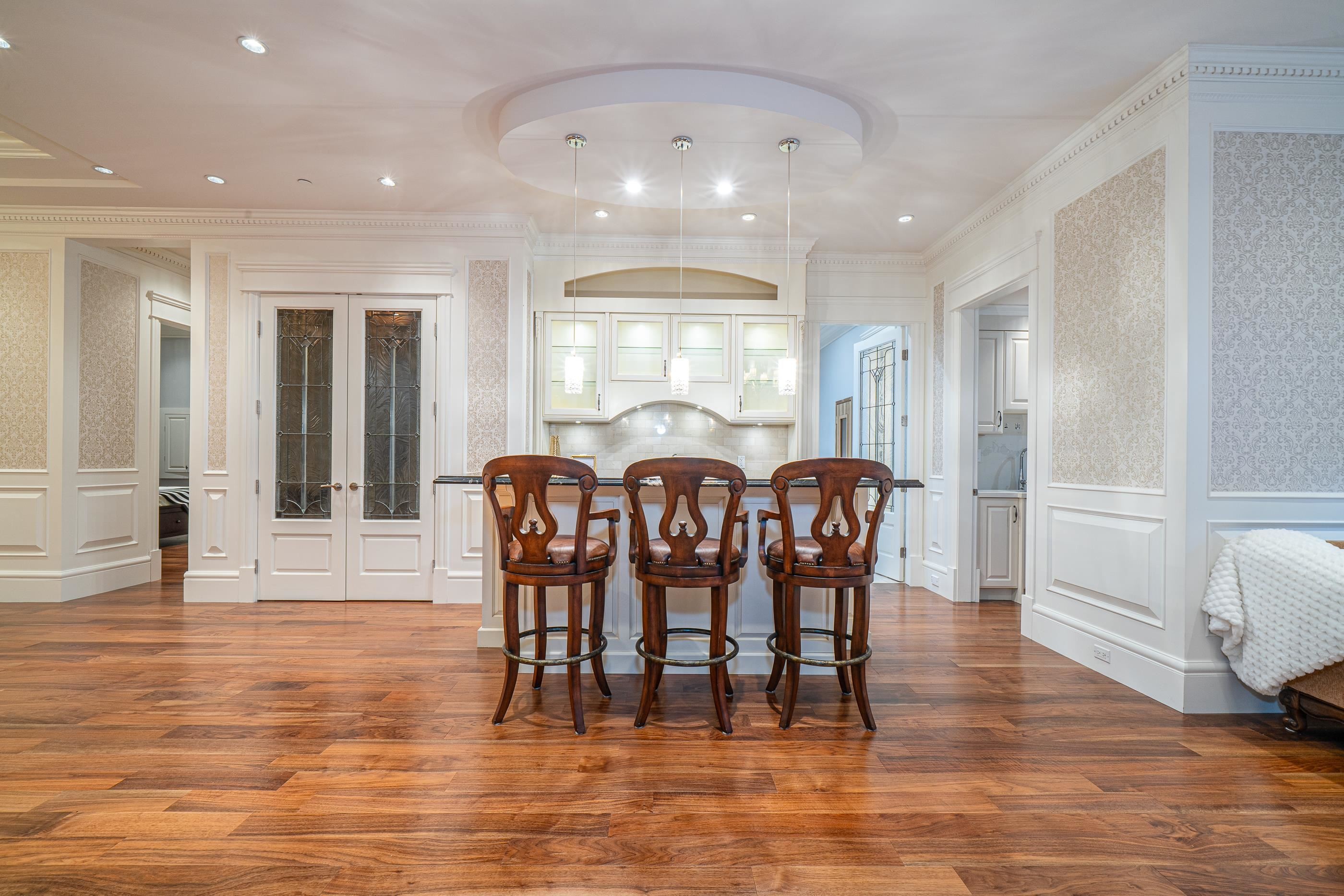 6708 Yew Street, Vancouver, BC