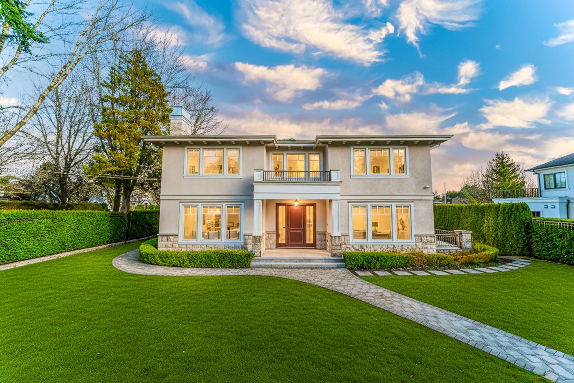 6708 Yew Street, Vancouver, BC