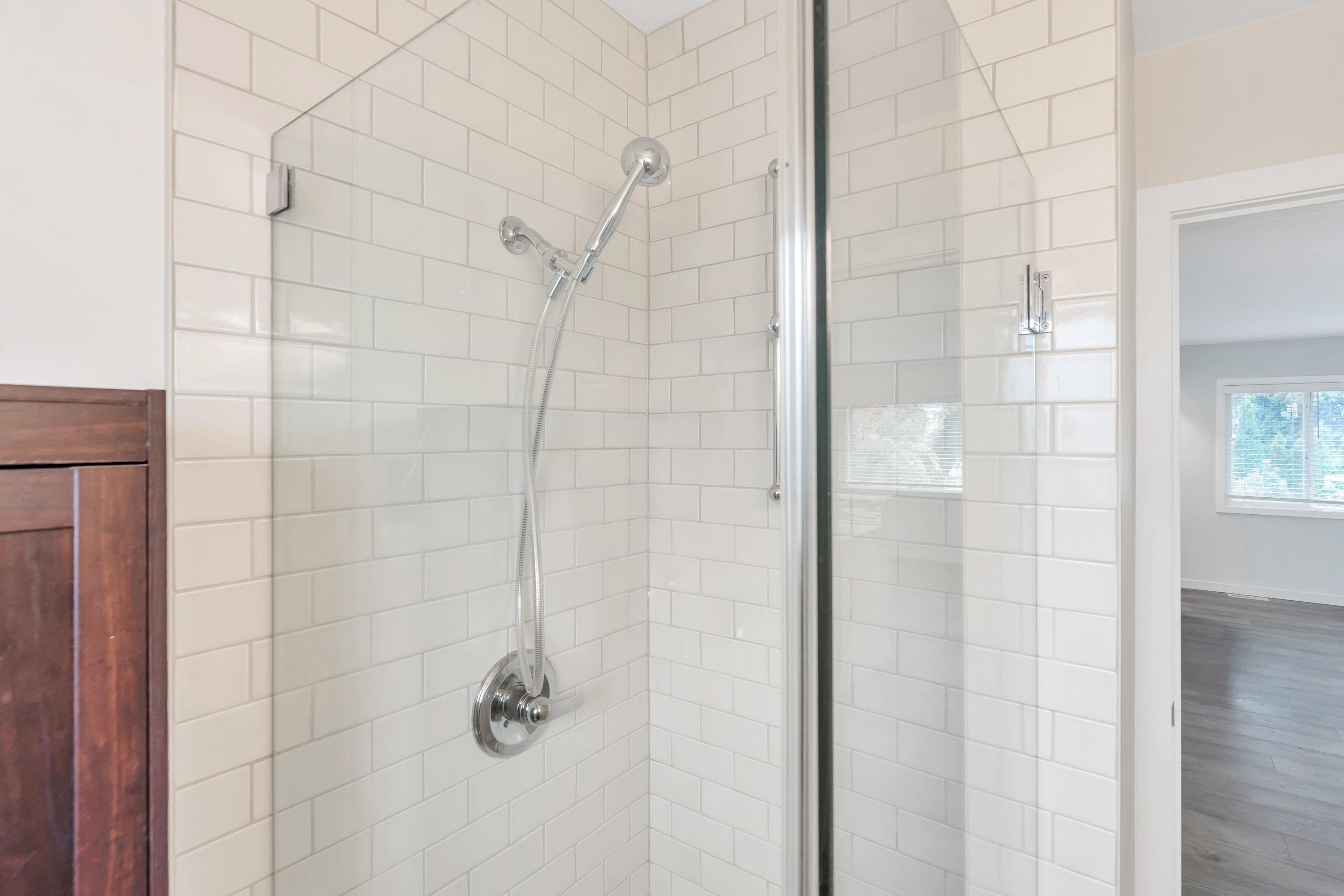 2052 41St Avenue E, Vancouver, BC