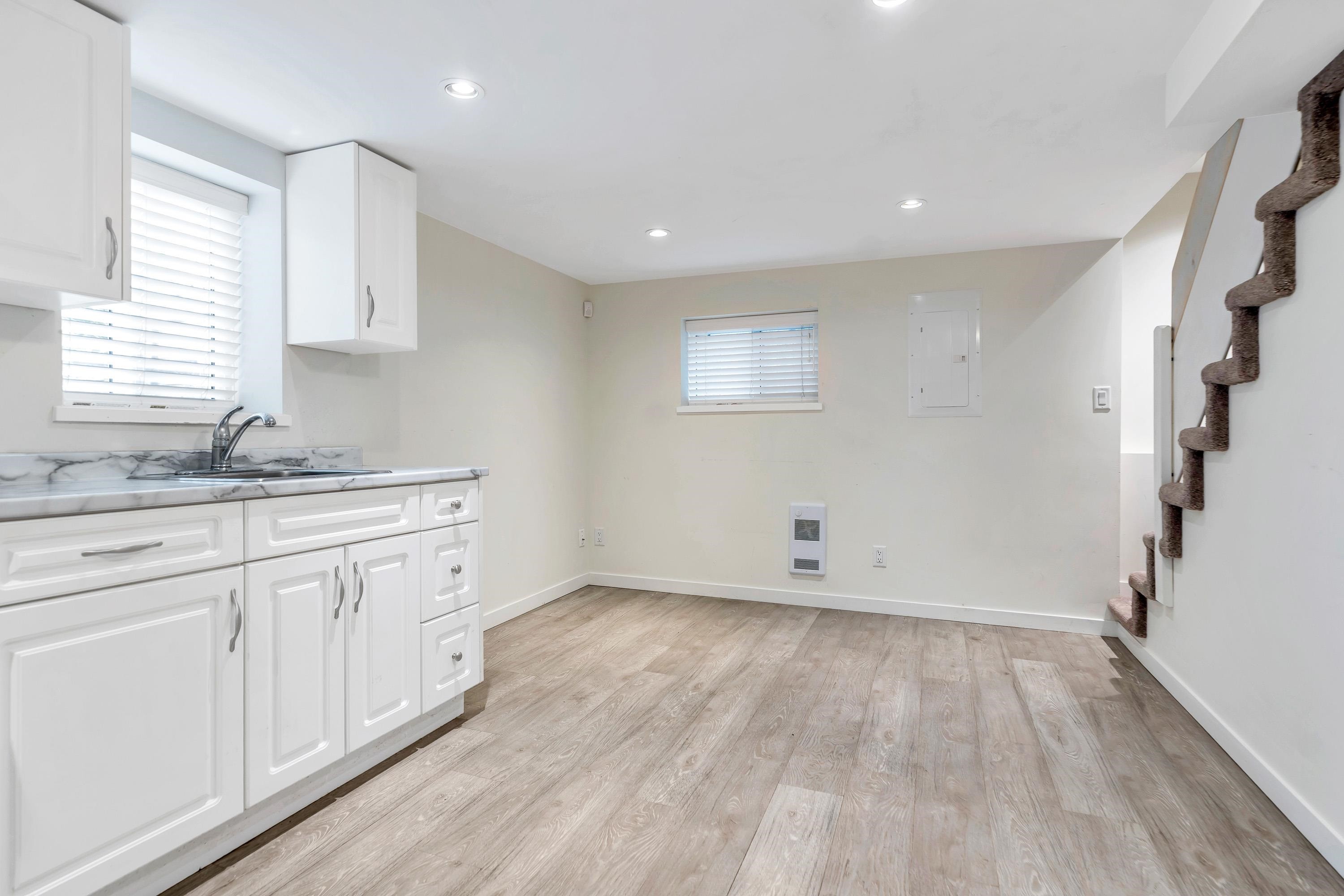 2052 41St Avenue E, Vancouver, BC