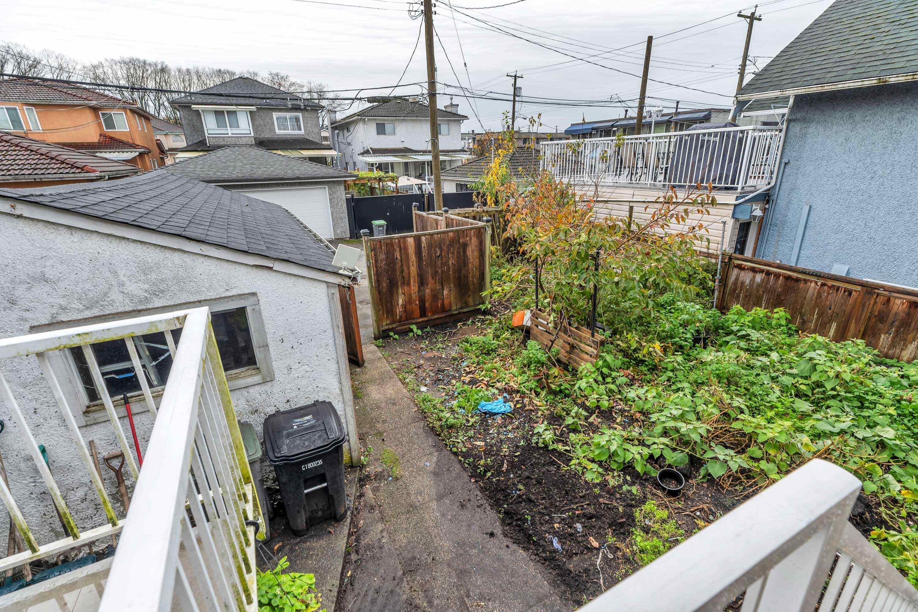 2052 41St Avenue E, Vancouver, BC