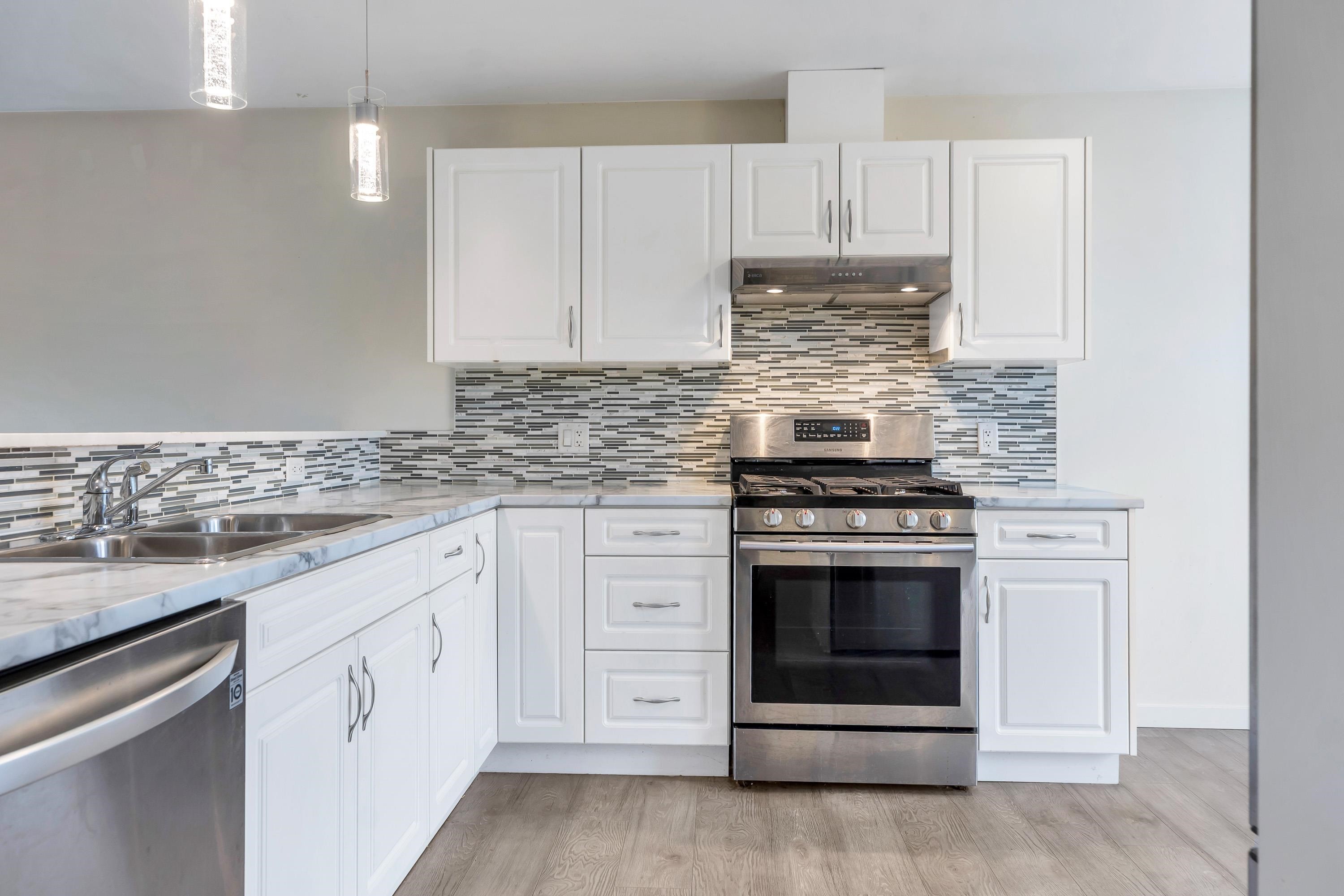 2052 41St Avenue E, Vancouver, BC