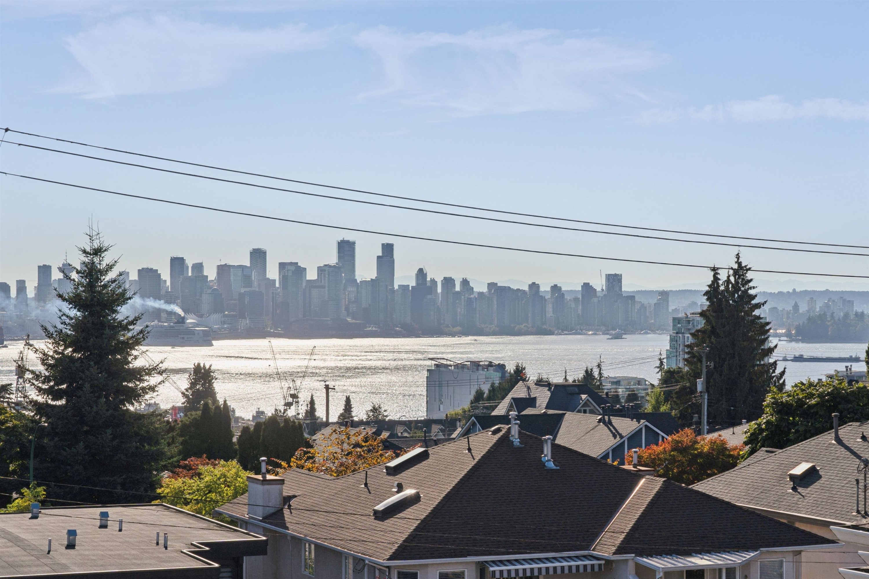 333 Keith Road E, North Vancouver, BC