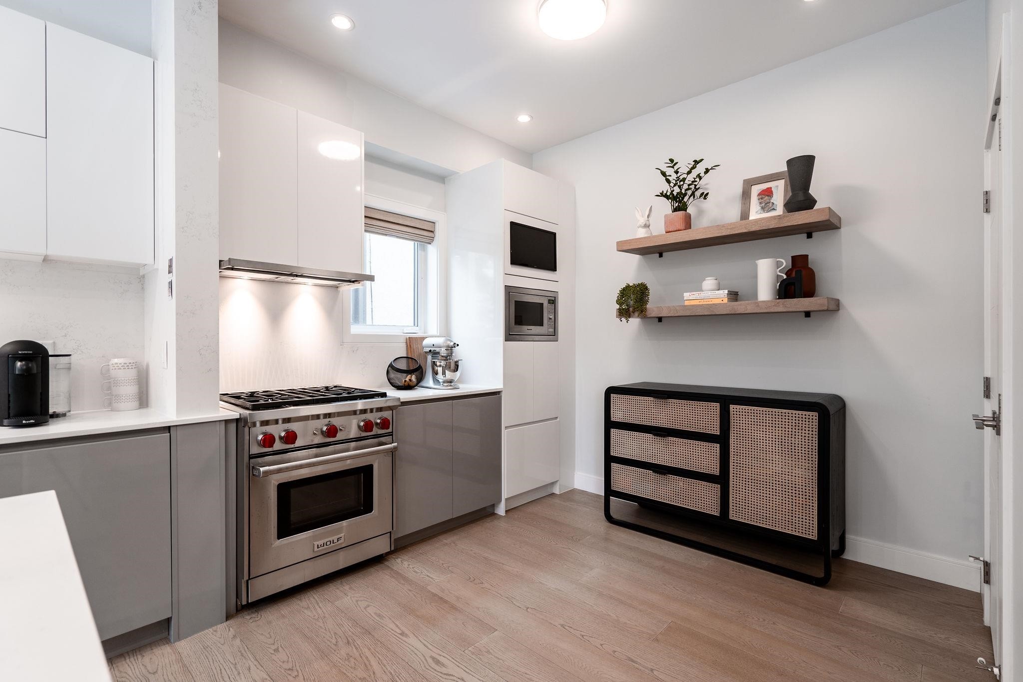 3337 40Th Avenue W, Vancouver, BC