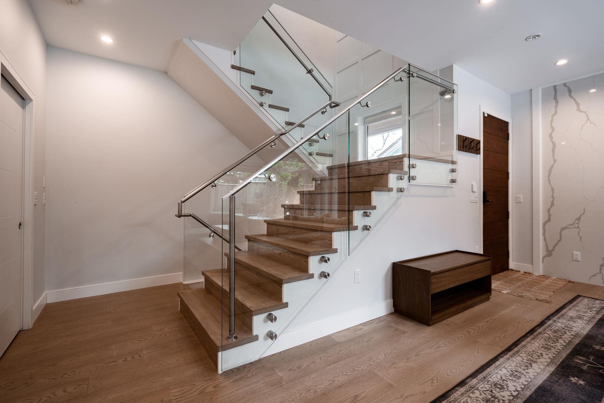 3337 40Th Avenue W, Vancouver, BC