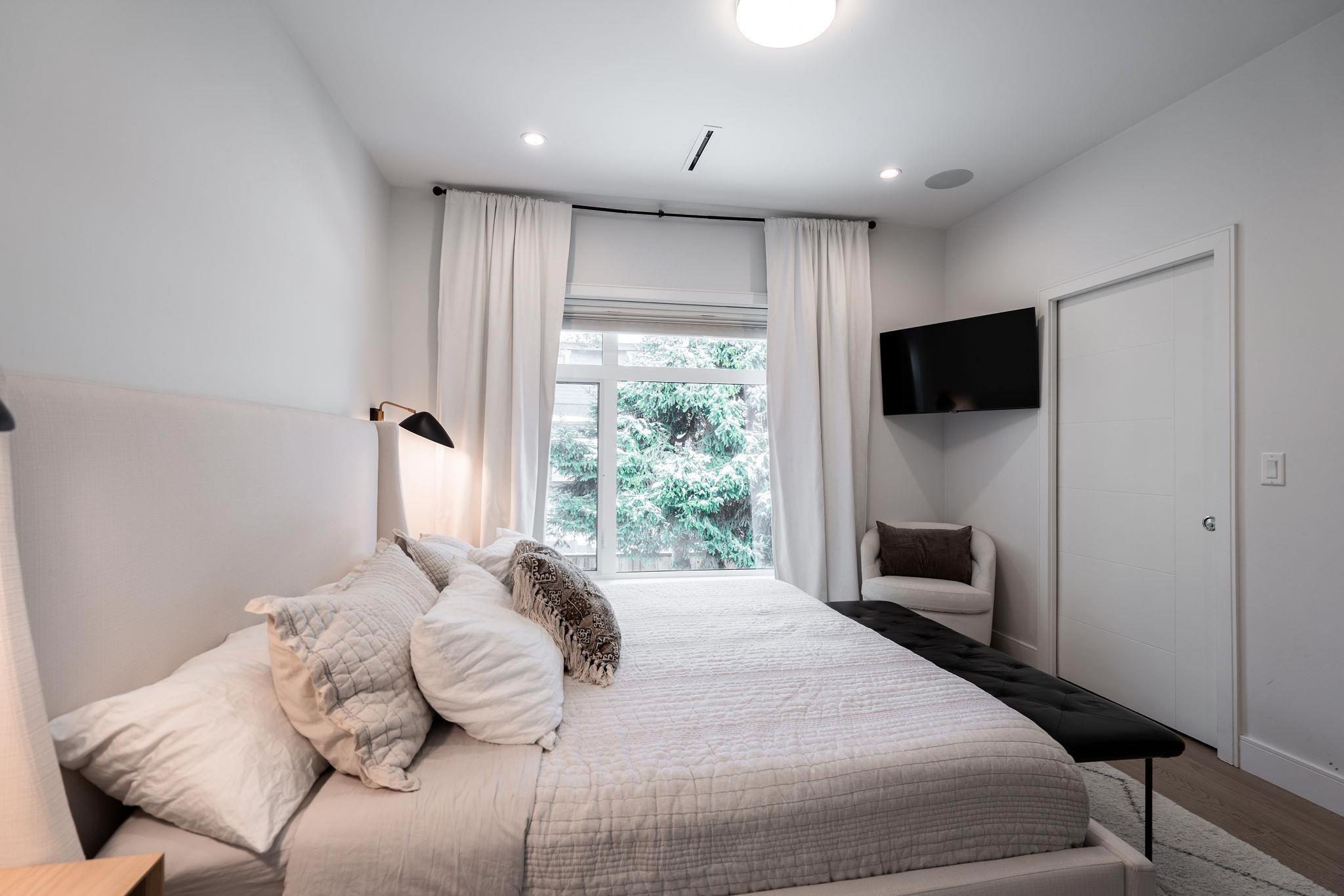 3337 40Th Avenue W, Vancouver, BC