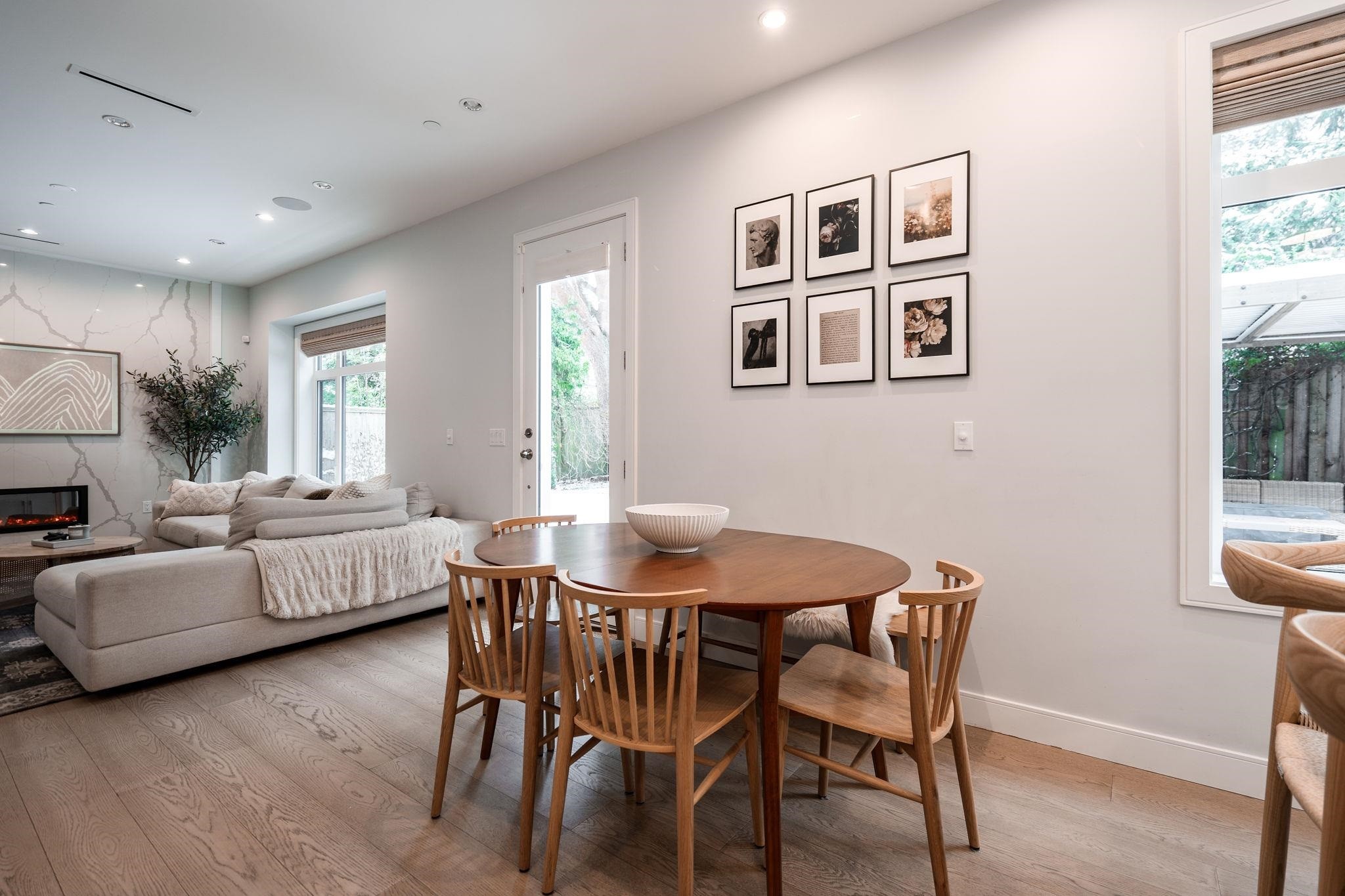 3337 40Th Avenue W, Vancouver, BC