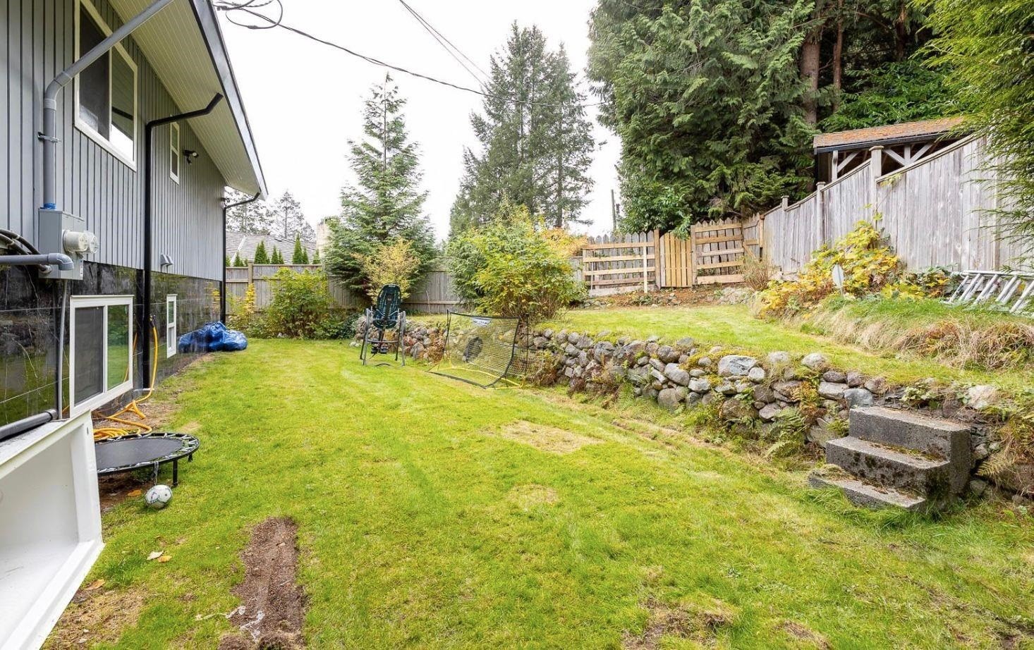 815 Elveden Row, West Vancouver, BC