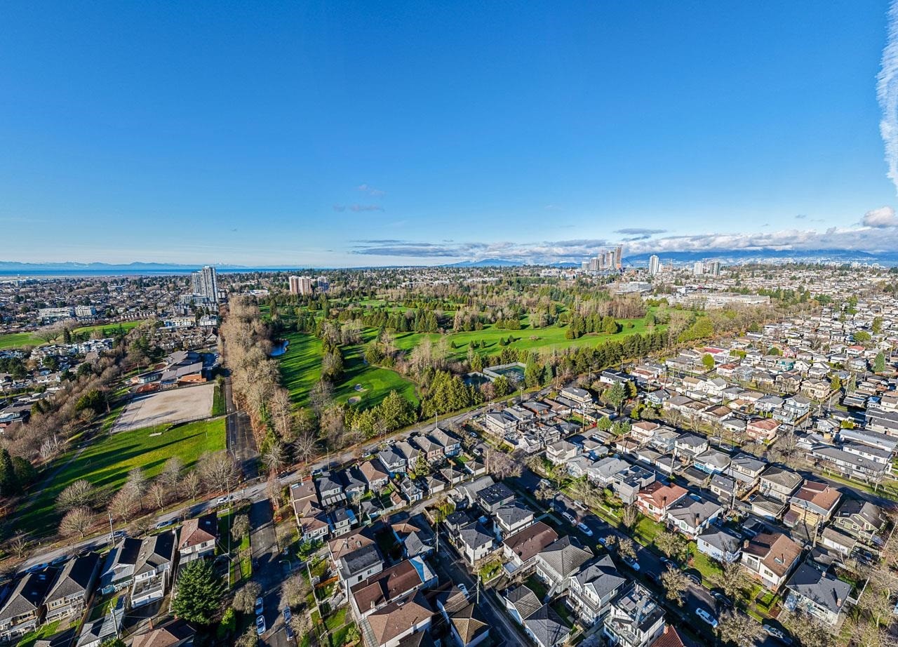 557 58Th Avenue E, Vancouver, BC