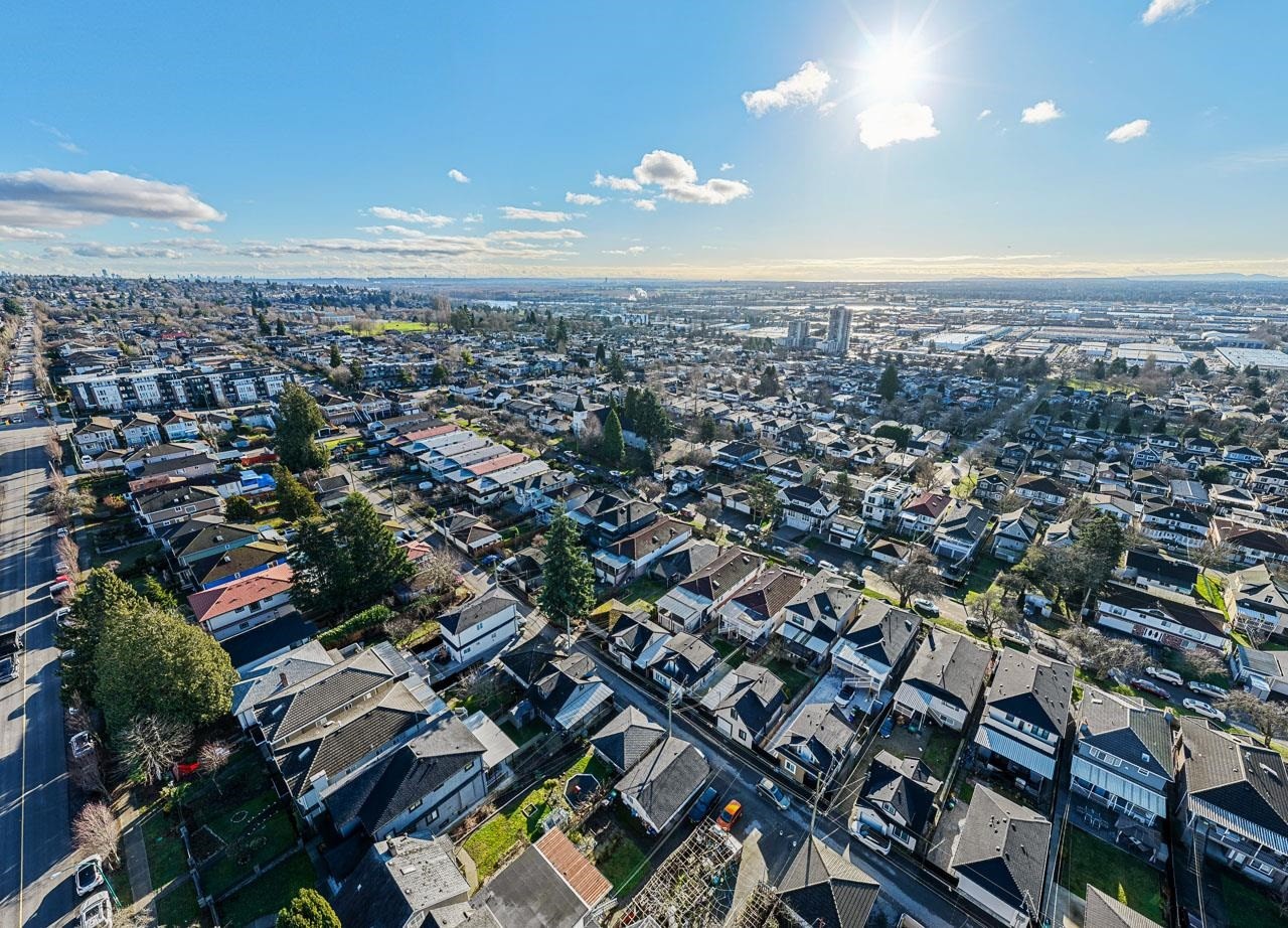 557 58Th Avenue E, Vancouver, BC