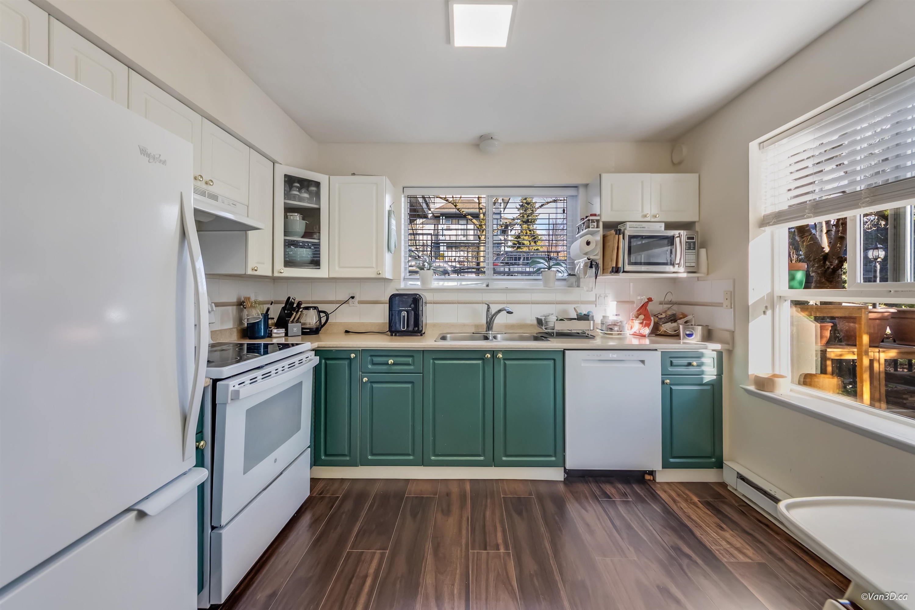 101-202 Mowat Street, New Westminster, BC