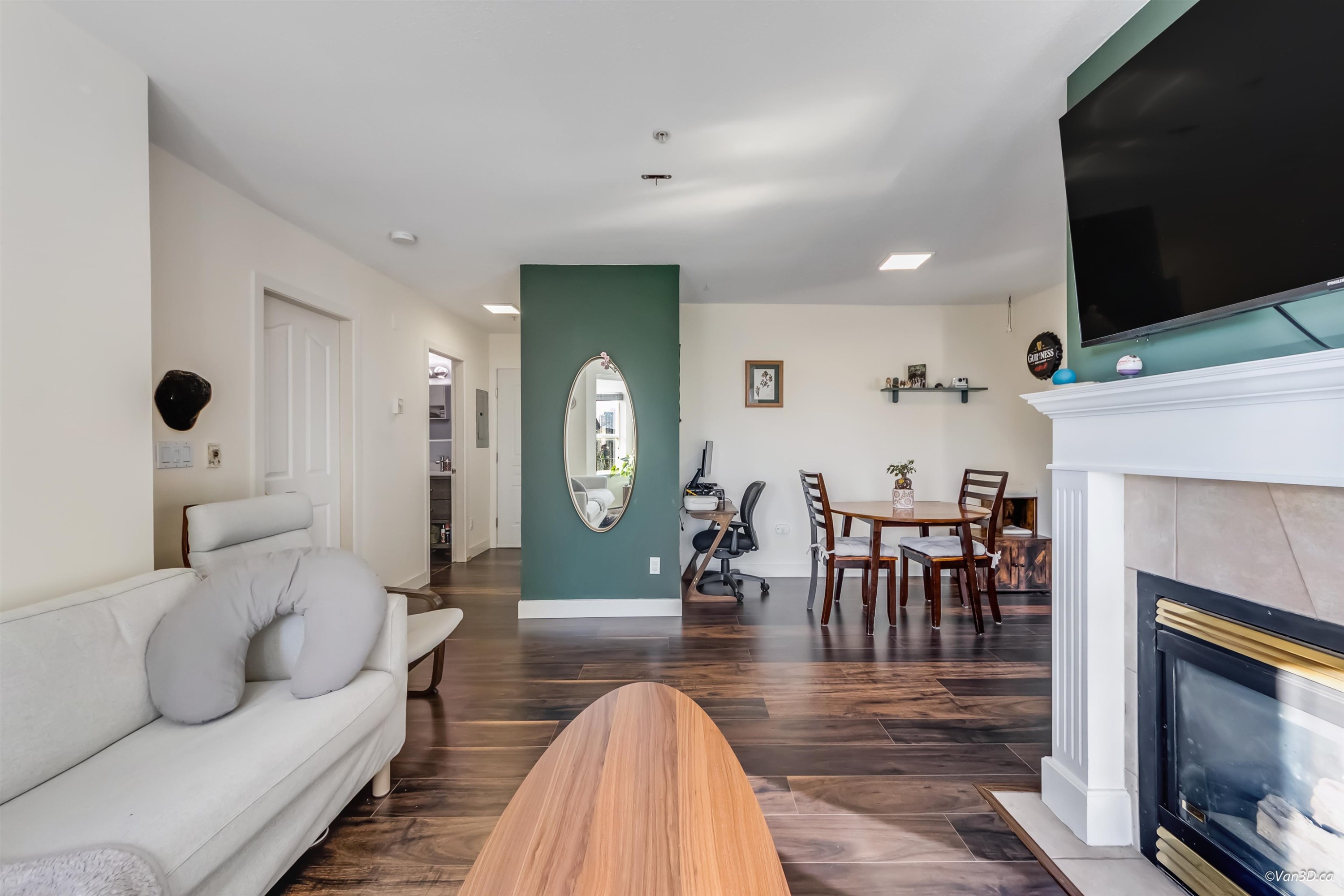 101-202 Mowat Street, New Westminster, BC