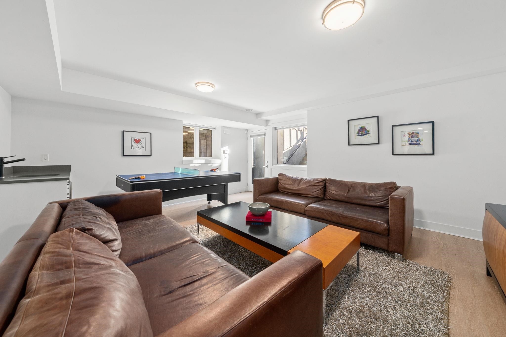 361 15Th Street E, North Vancouver, BC