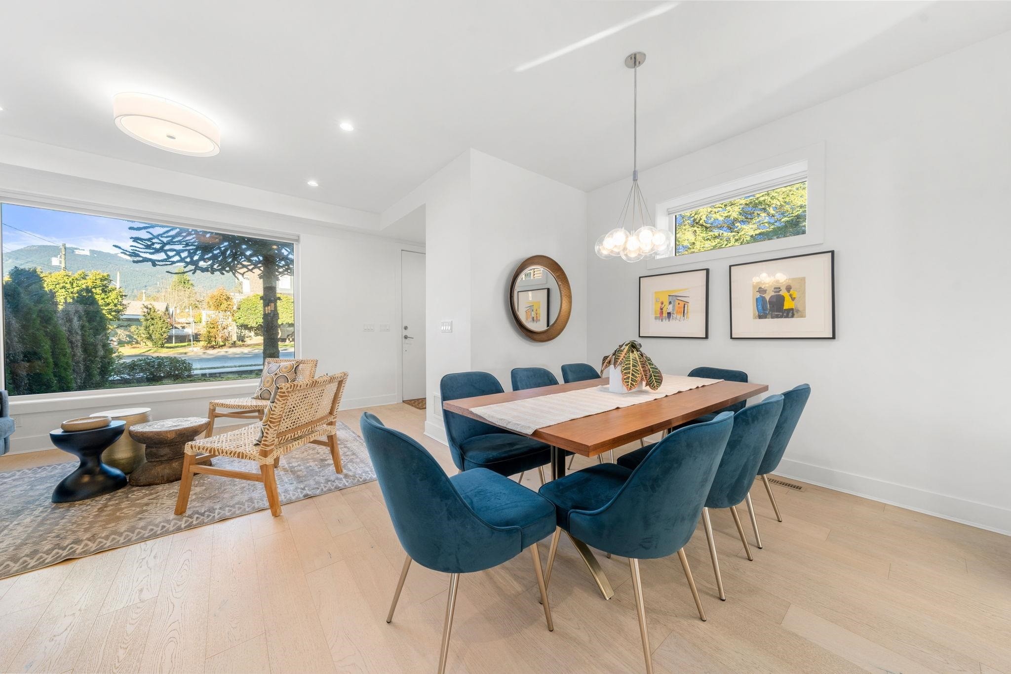 361 15Th Street E, North Vancouver, BC