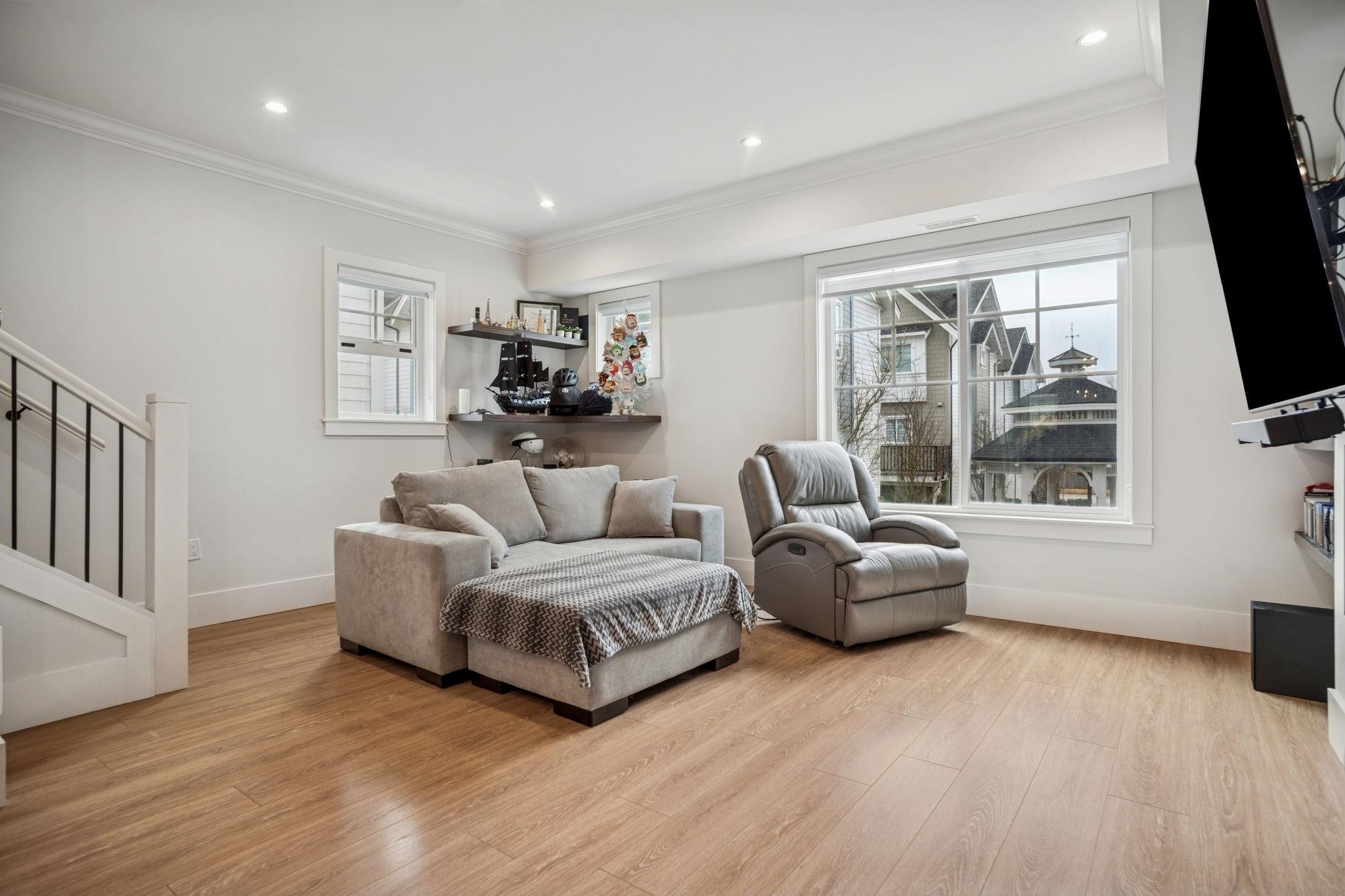 7-9211 Mckim Way, Richmond, BC