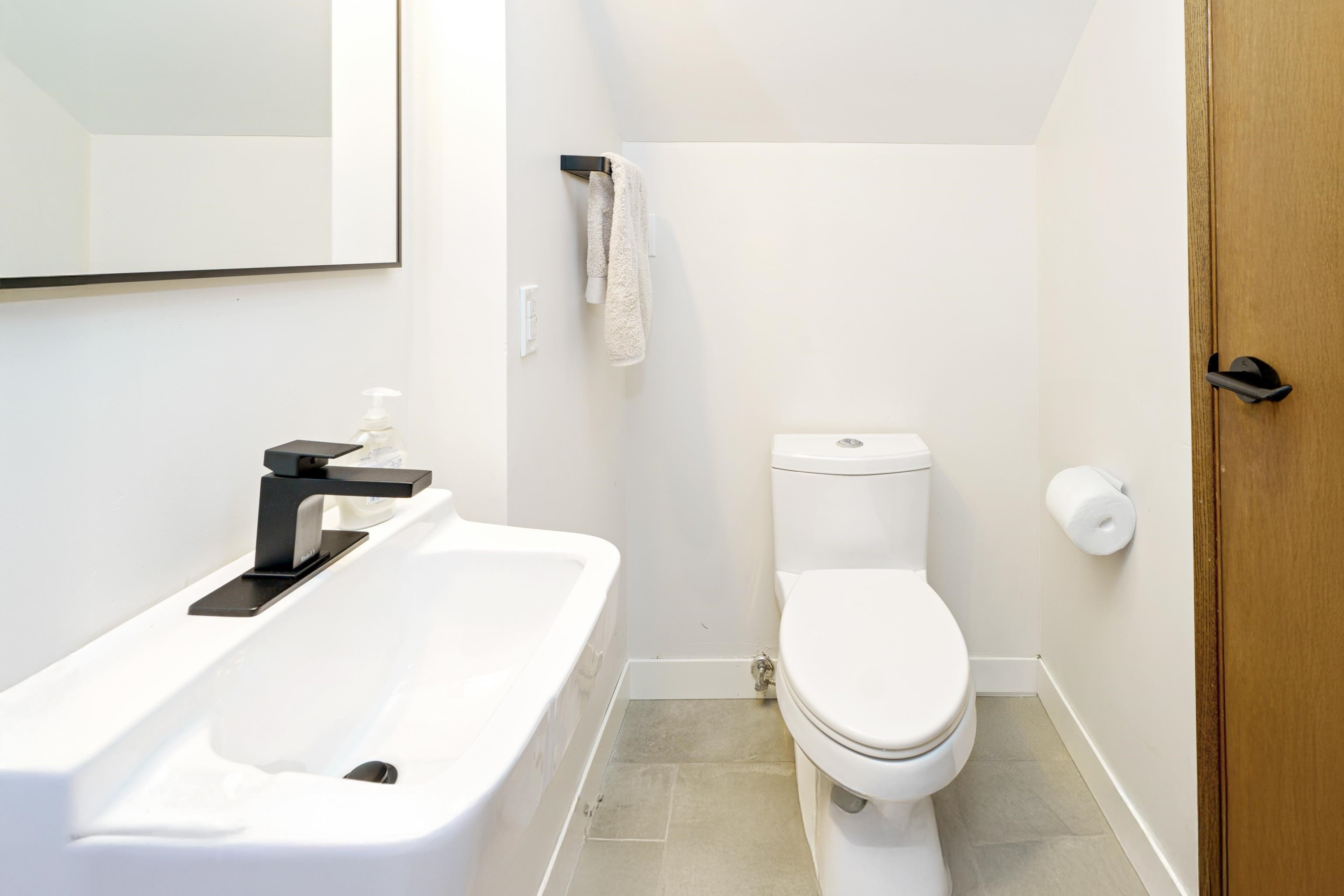 27573 Sayers Crescent, Maple Ridge, BC