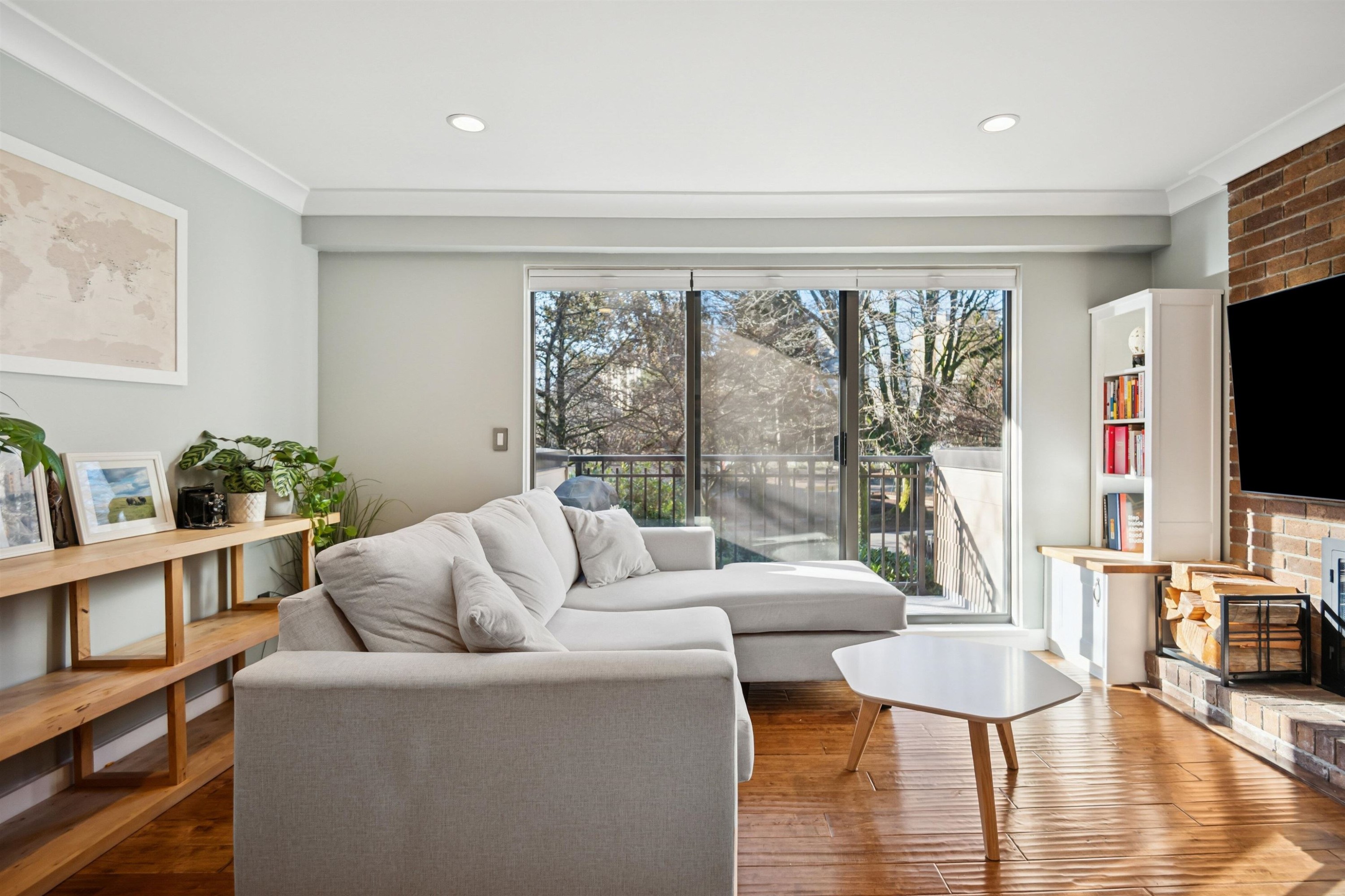 202-1157 Nelson Street, Vancouver, BC