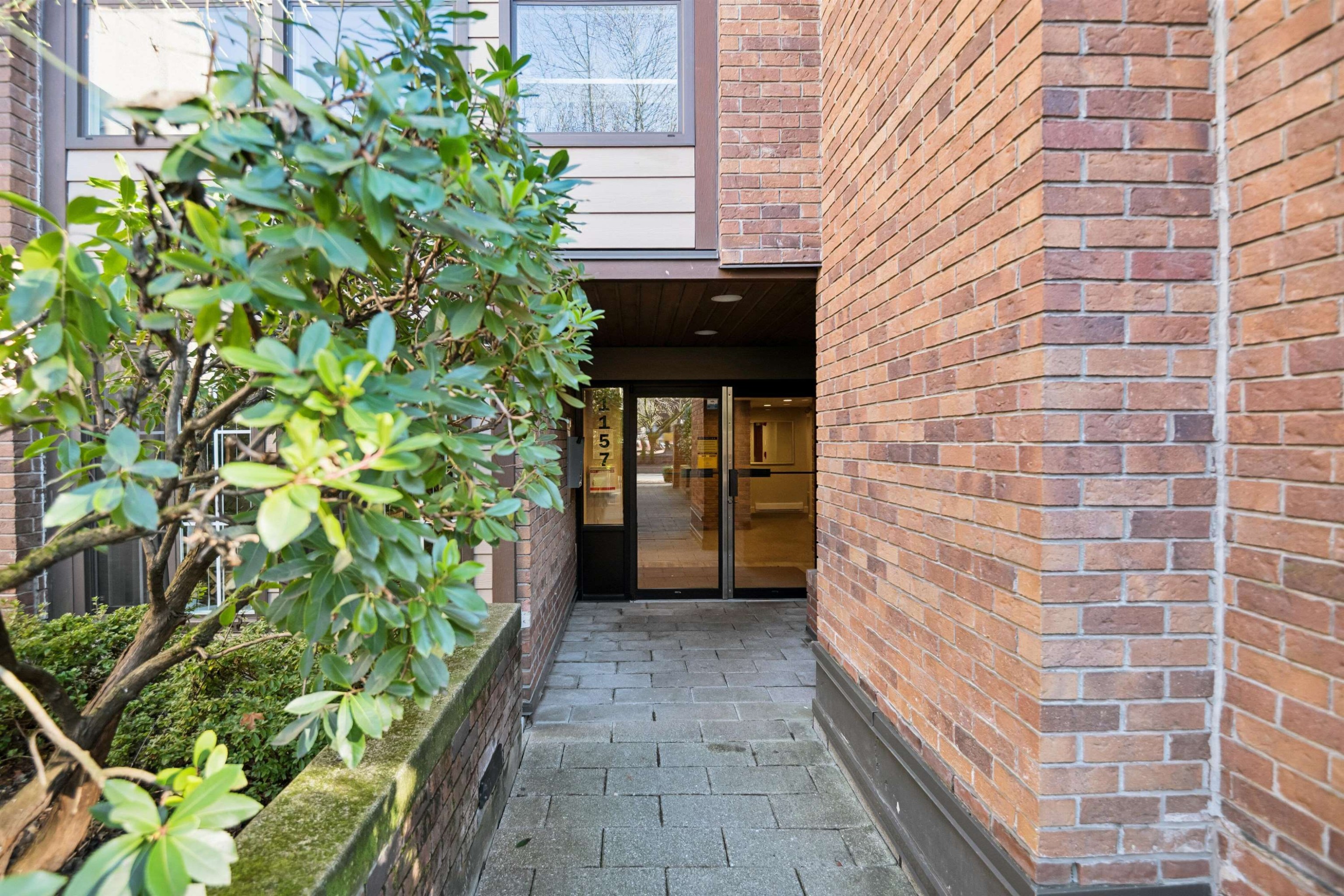 202-1157 Nelson Street, Vancouver, BC