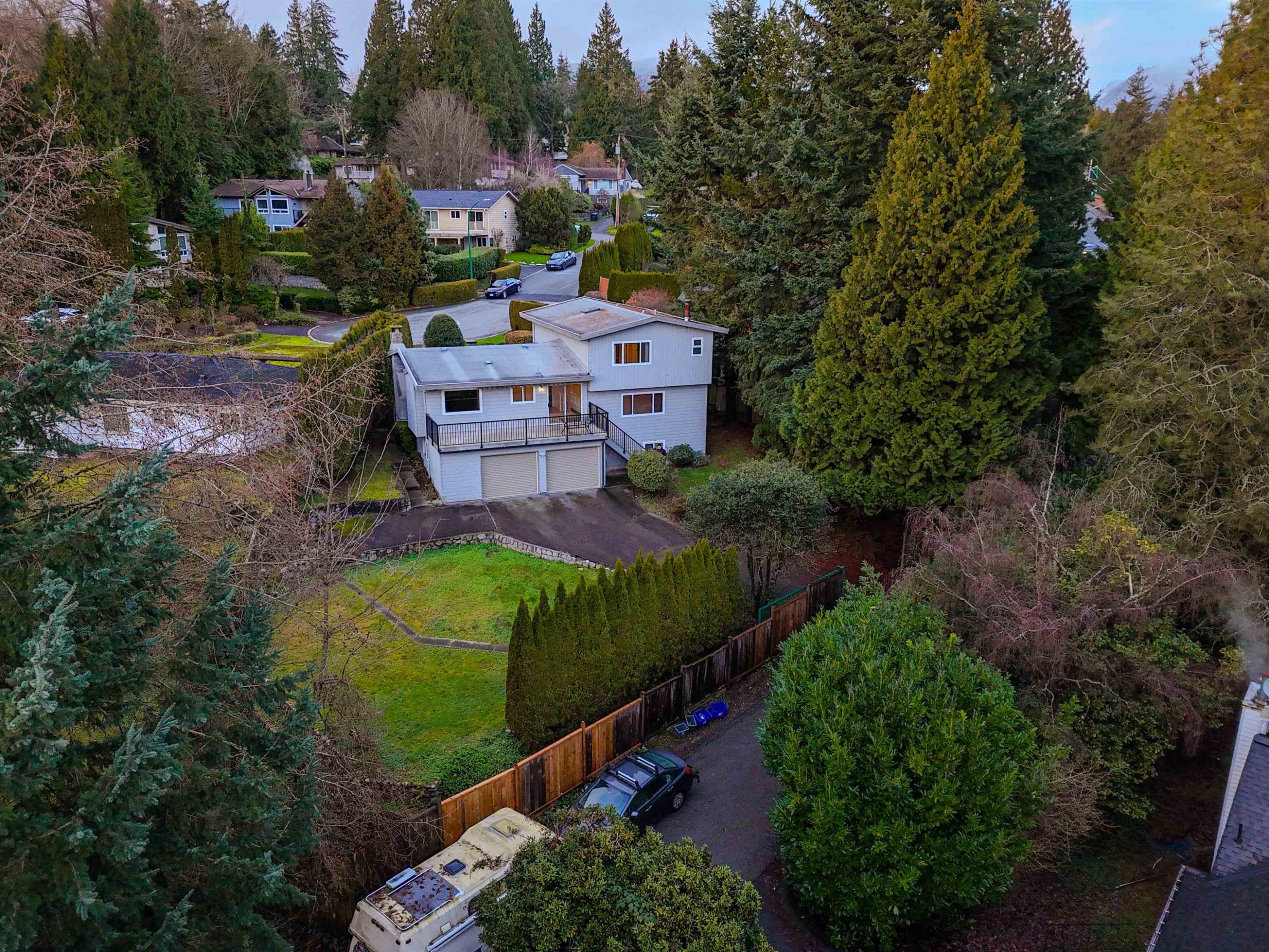 1285 Lucking Place, North Vancouver, BC