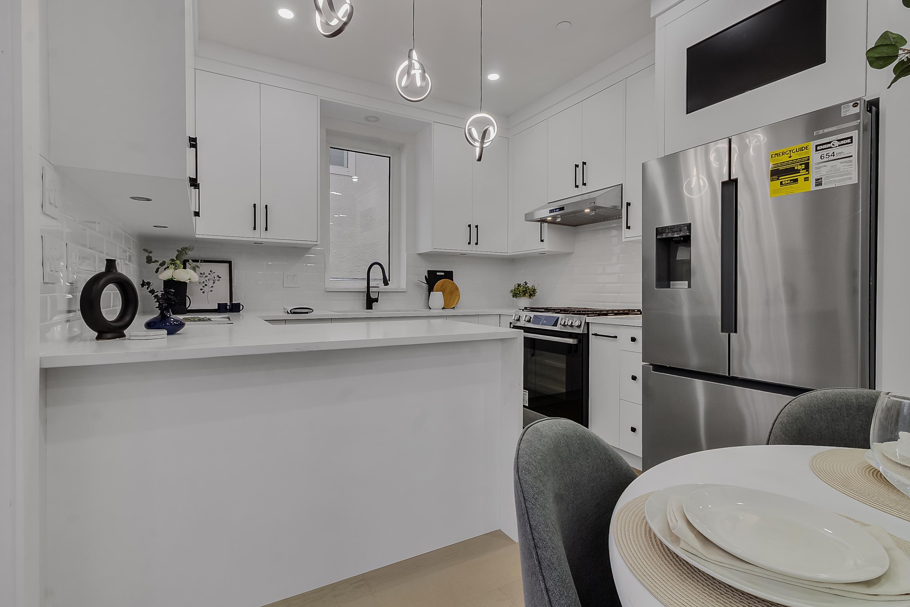 583 60Th Avenue E, Vancouver, BC