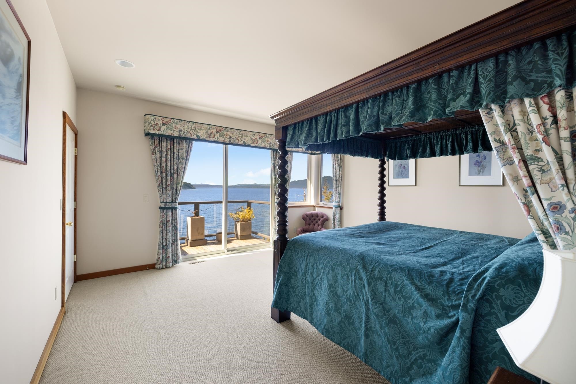 9987 Welcome Wynd, Halfmoon Bay, BC