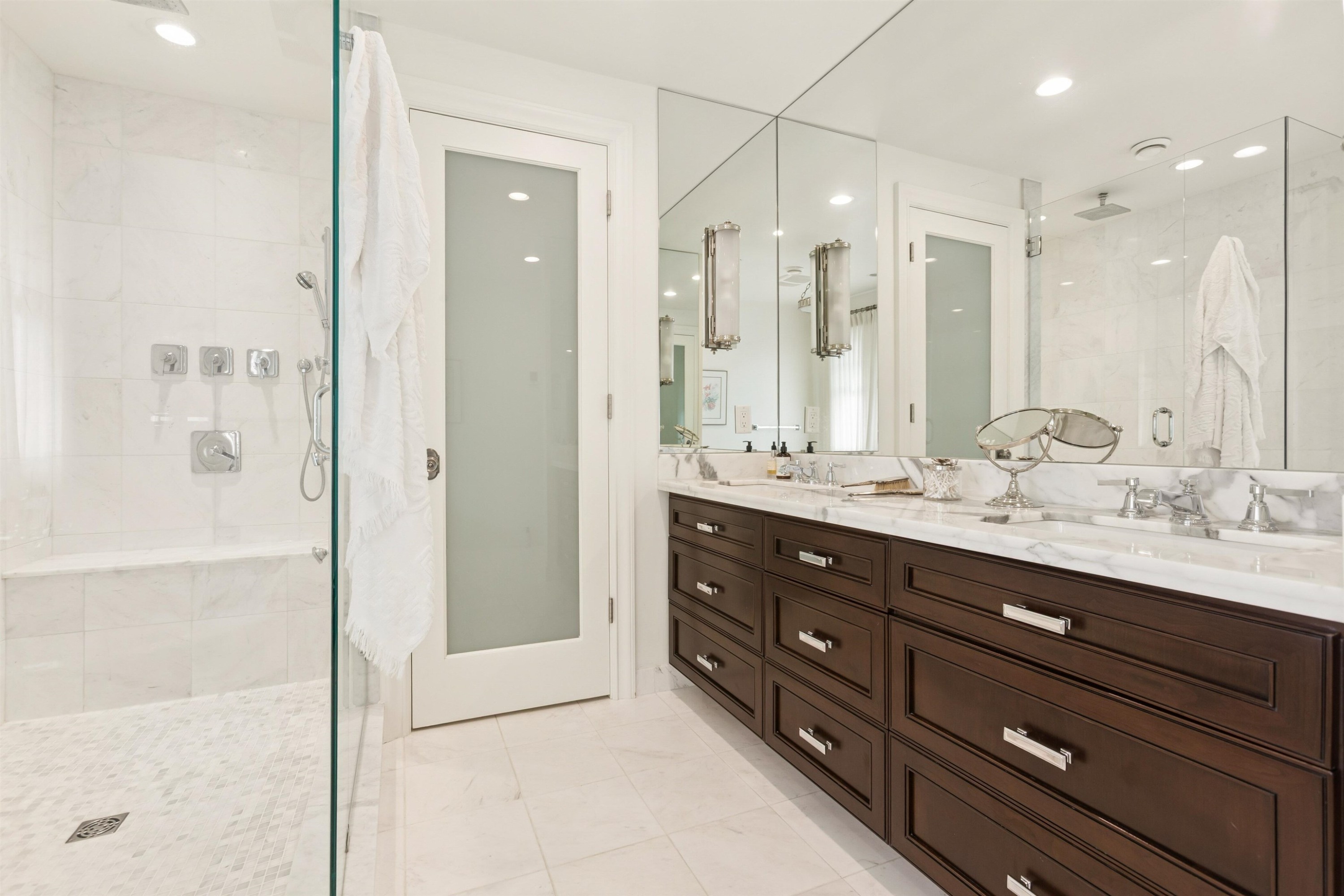 1398 Lawson Avenue, West Vancouver, BC