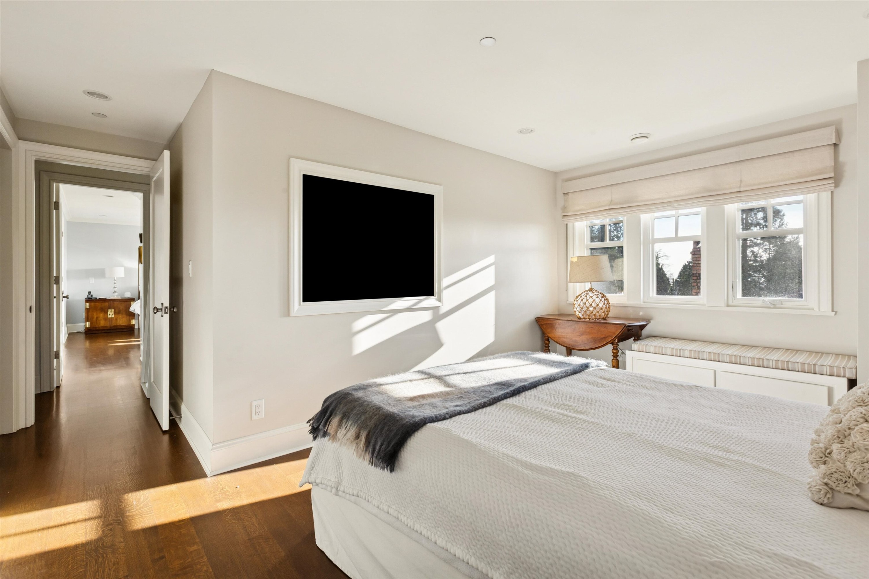 1398 Lawson Avenue, West Vancouver, BC