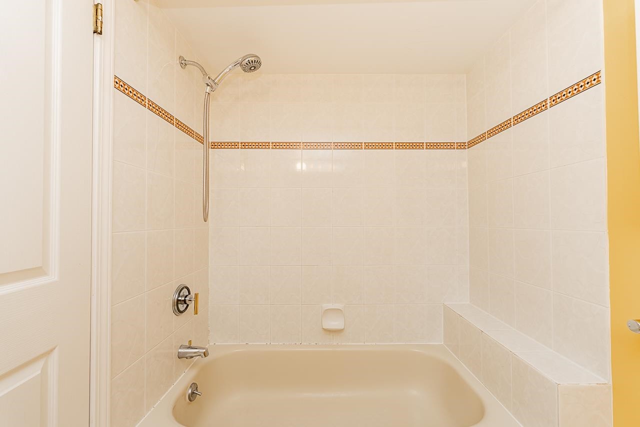 1304-283 Davie Street, Vancouver, BC