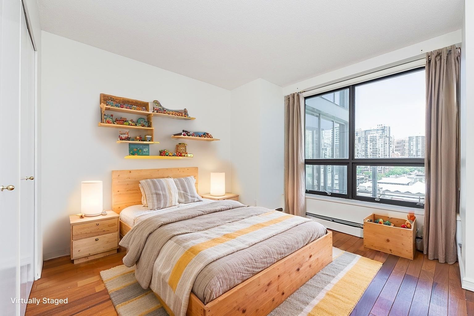 1304-283 Davie Street, Vancouver, BC