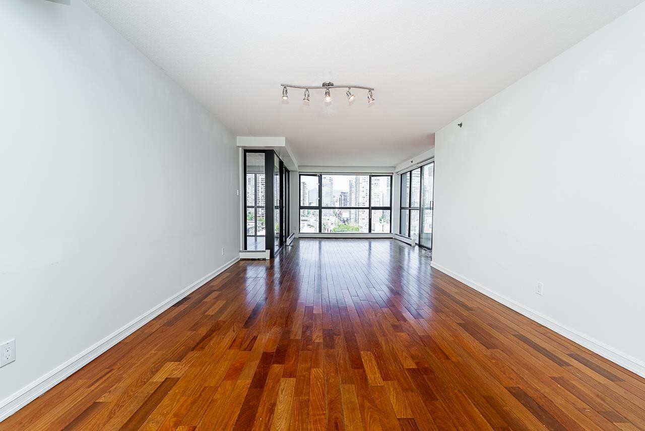 1304-283 Davie Street, Vancouver, BC