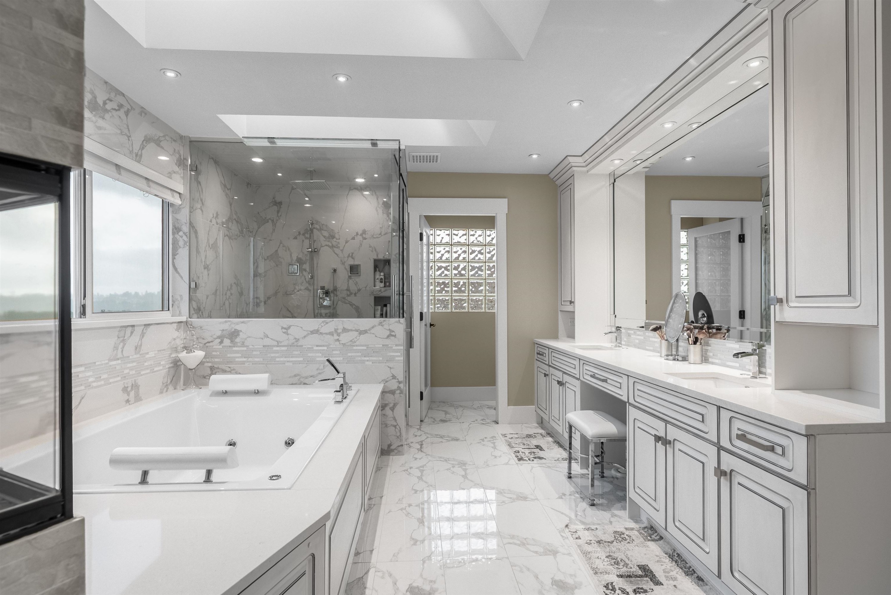 816 Citadel Drive, Port Coquitlam, BC