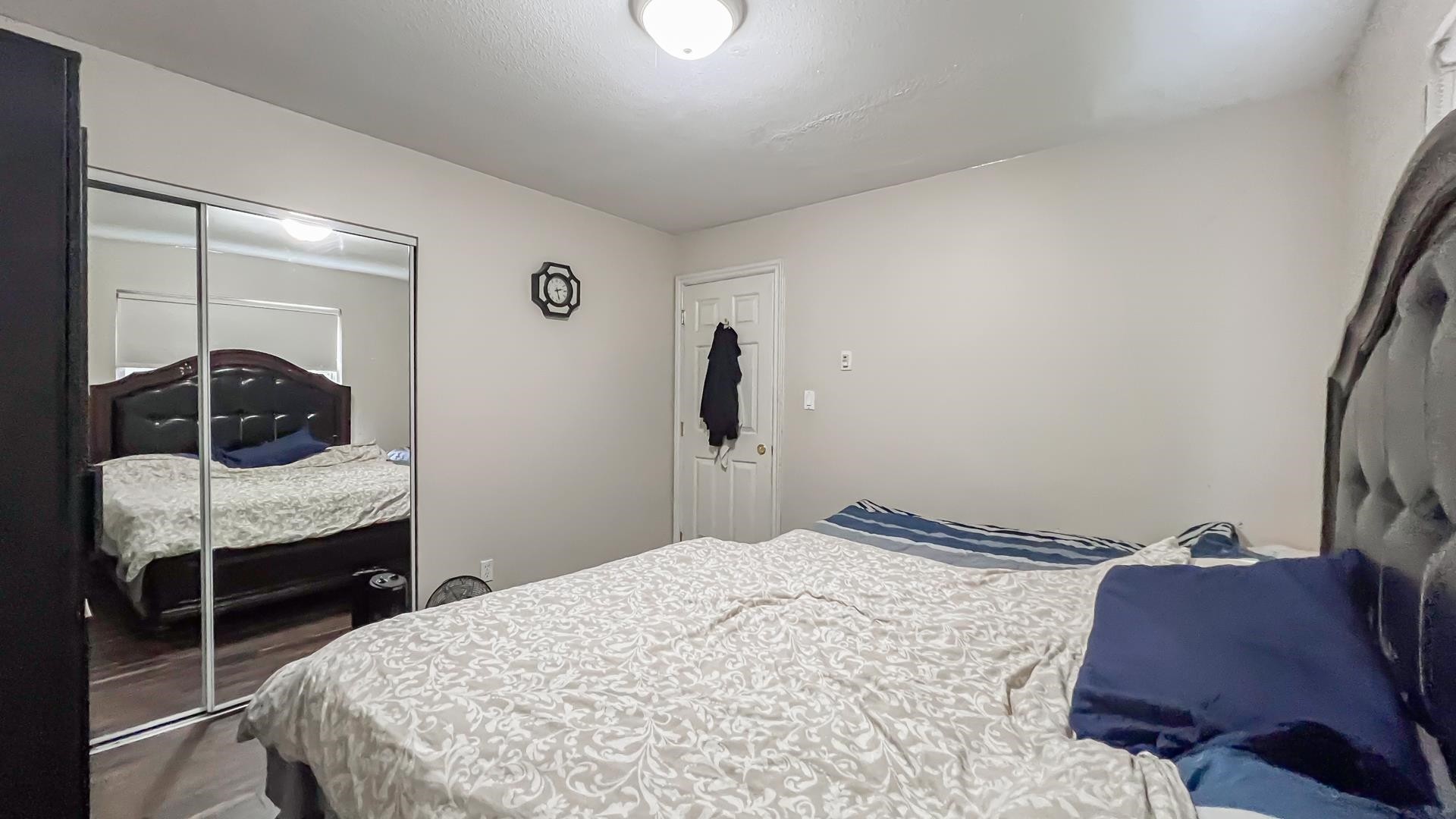 1553 Burrill Avenue, North Vancouver, BC