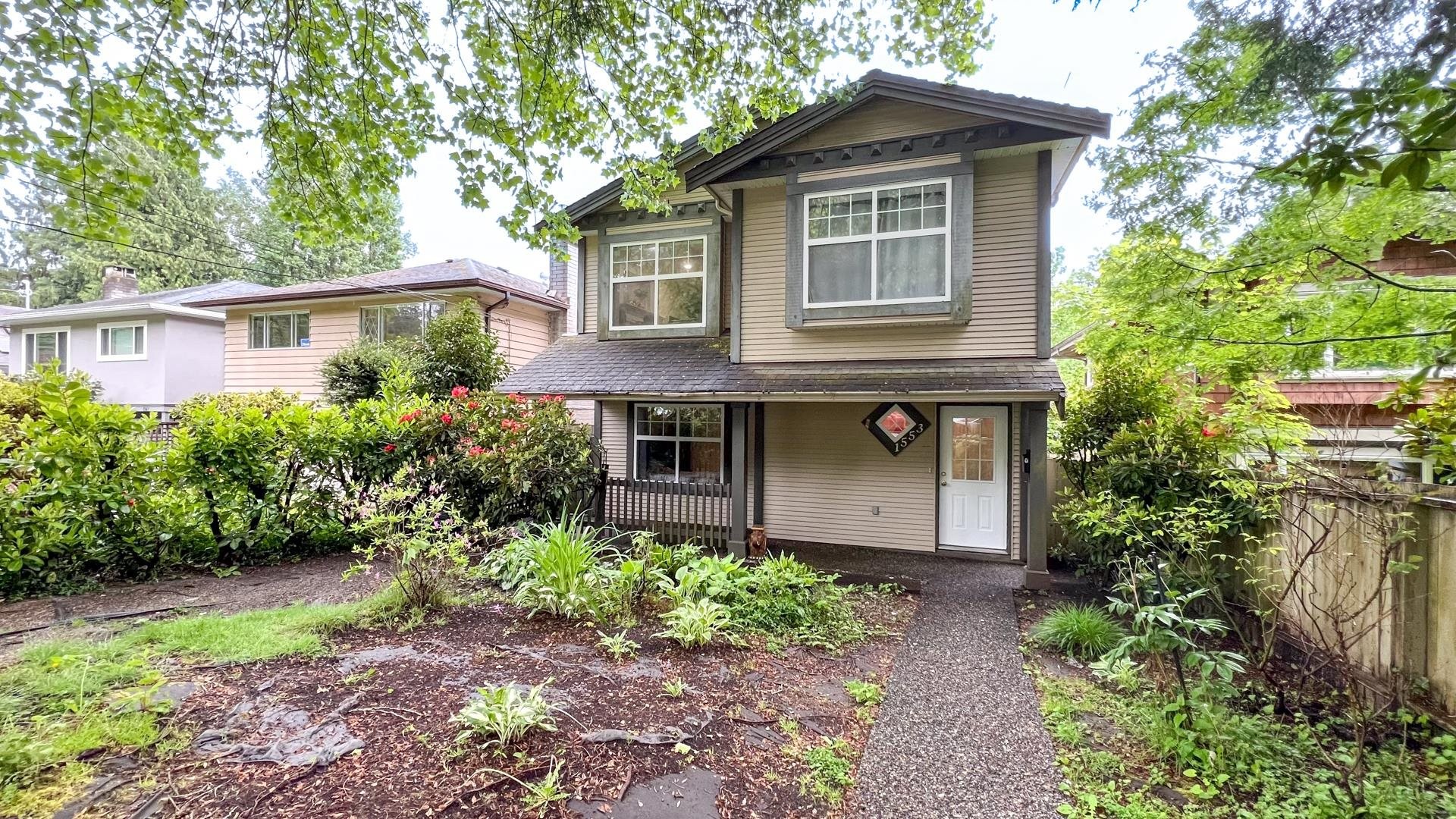 1553 Burrill Avenue, North Vancouver, BC