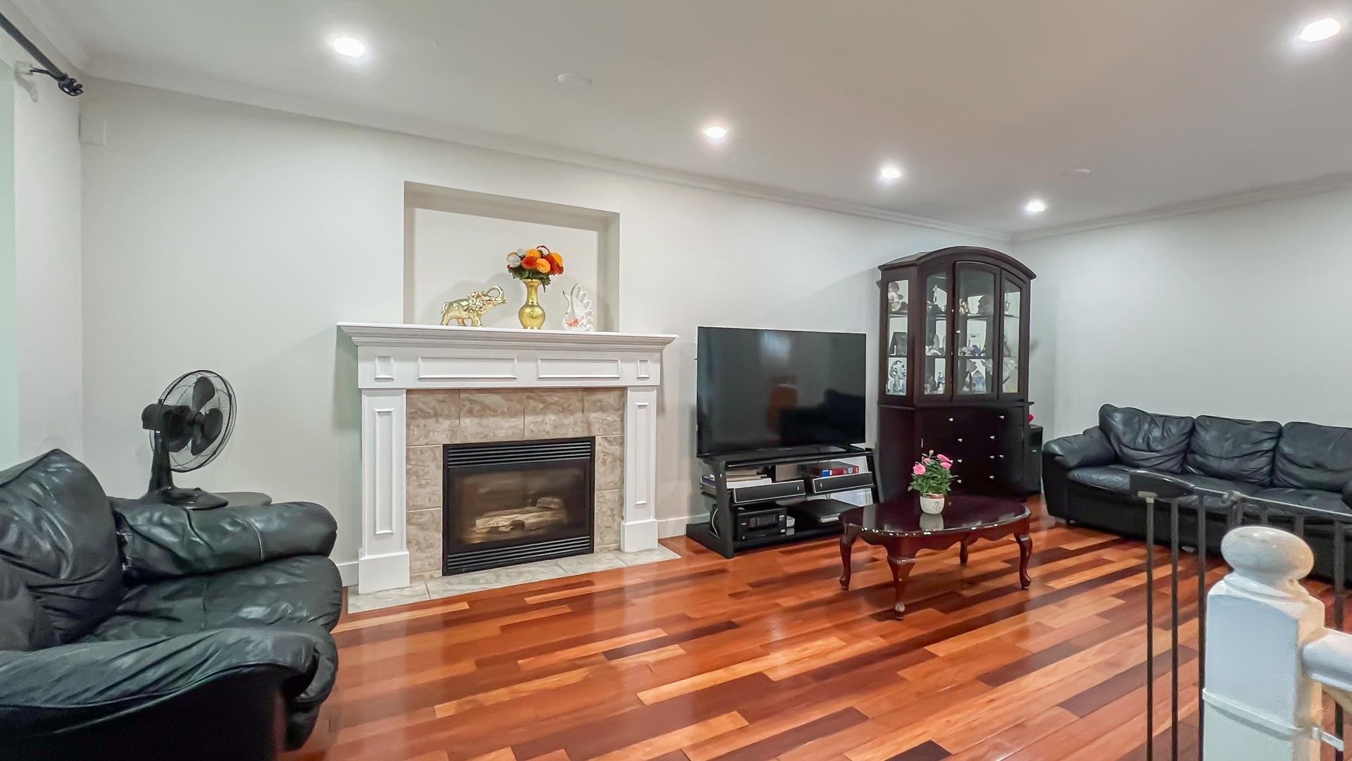 1553 Burrill Avenue, North Vancouver, BC