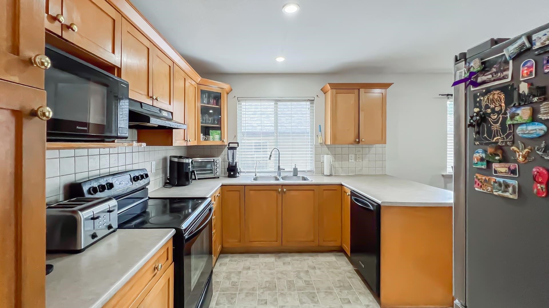 1553 Burrill Avenue, North Vancouver, BC