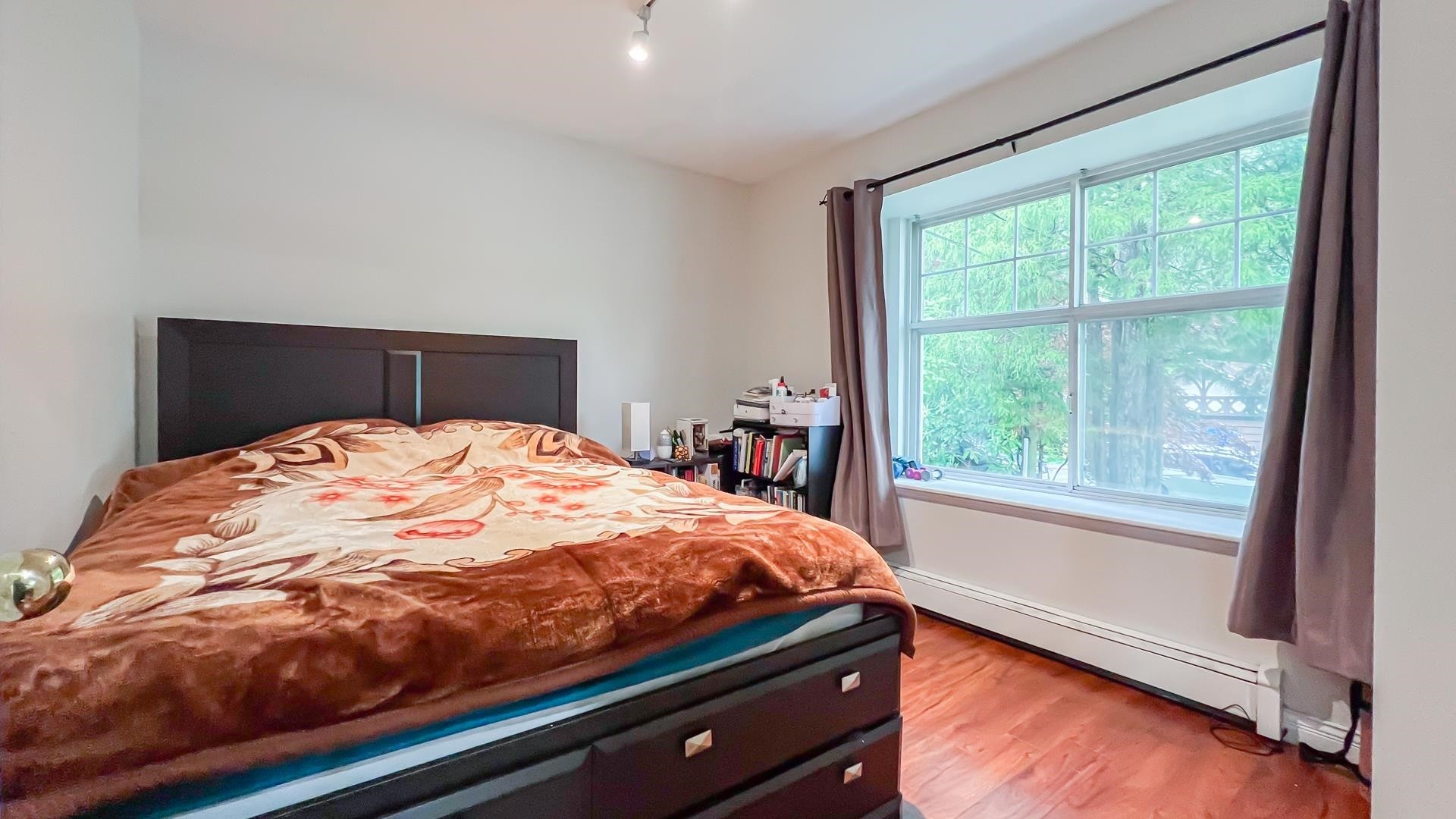 1553 Burrill Avenue, North Vancouver, BC