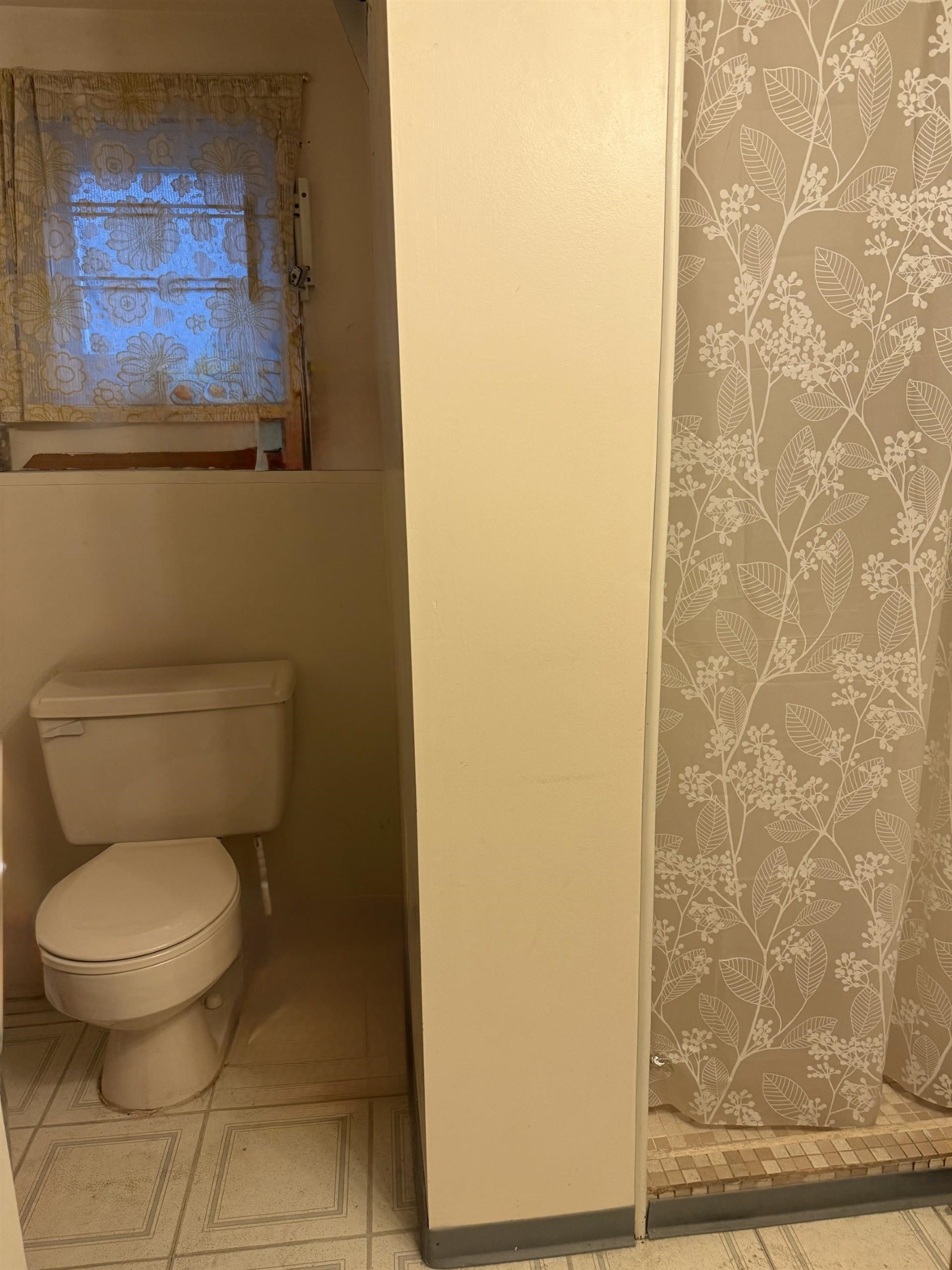 1245 51St Avenue E, Vancouver, BC