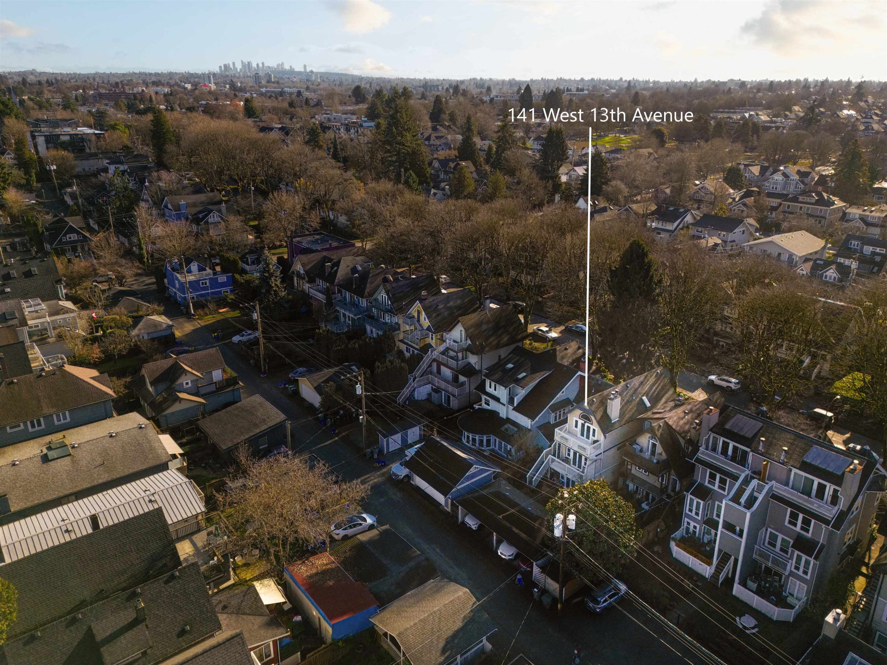 141 13Th Avenue W, Vancouver, BC