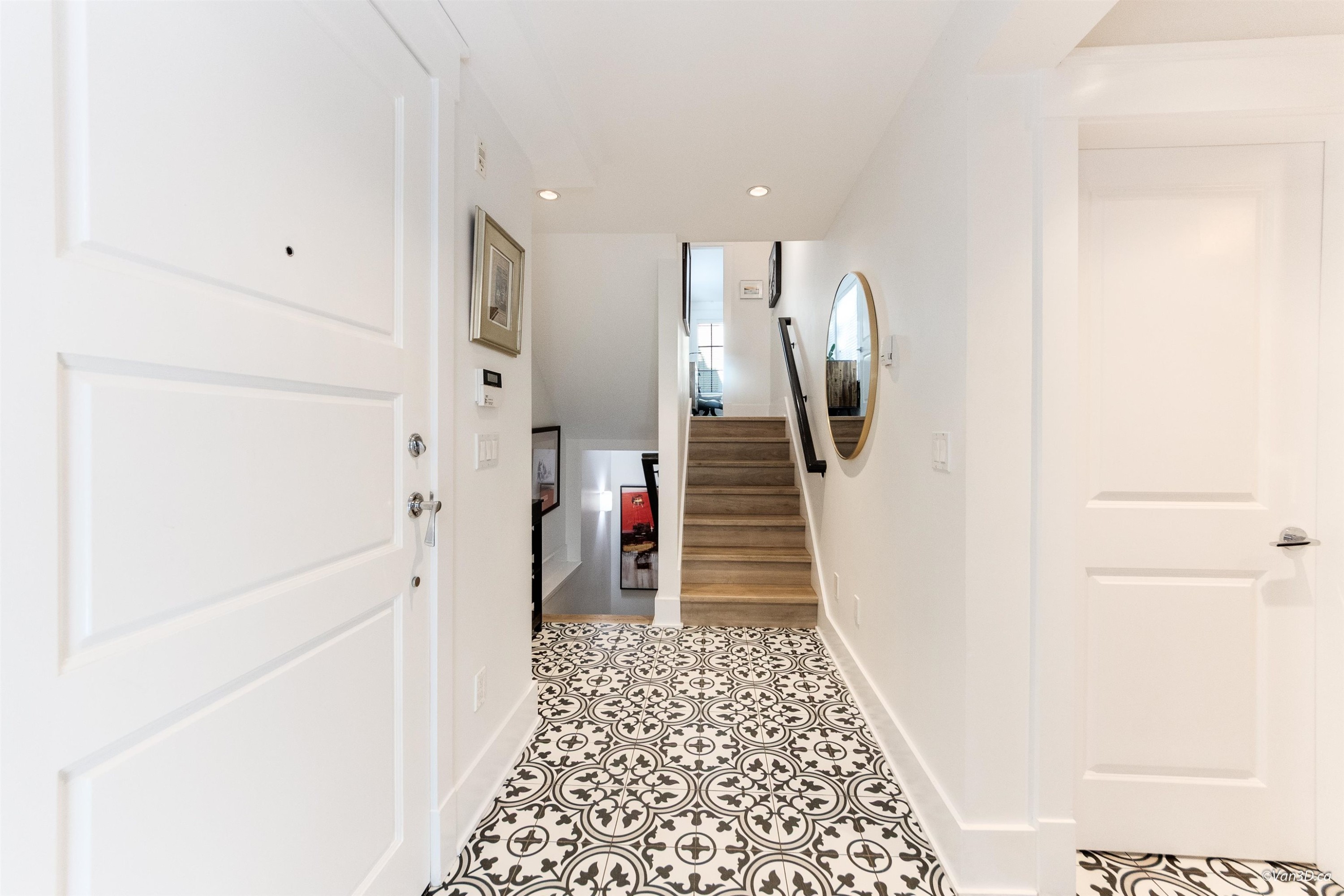 1017 8Th Avenue W, Vancouver, BC