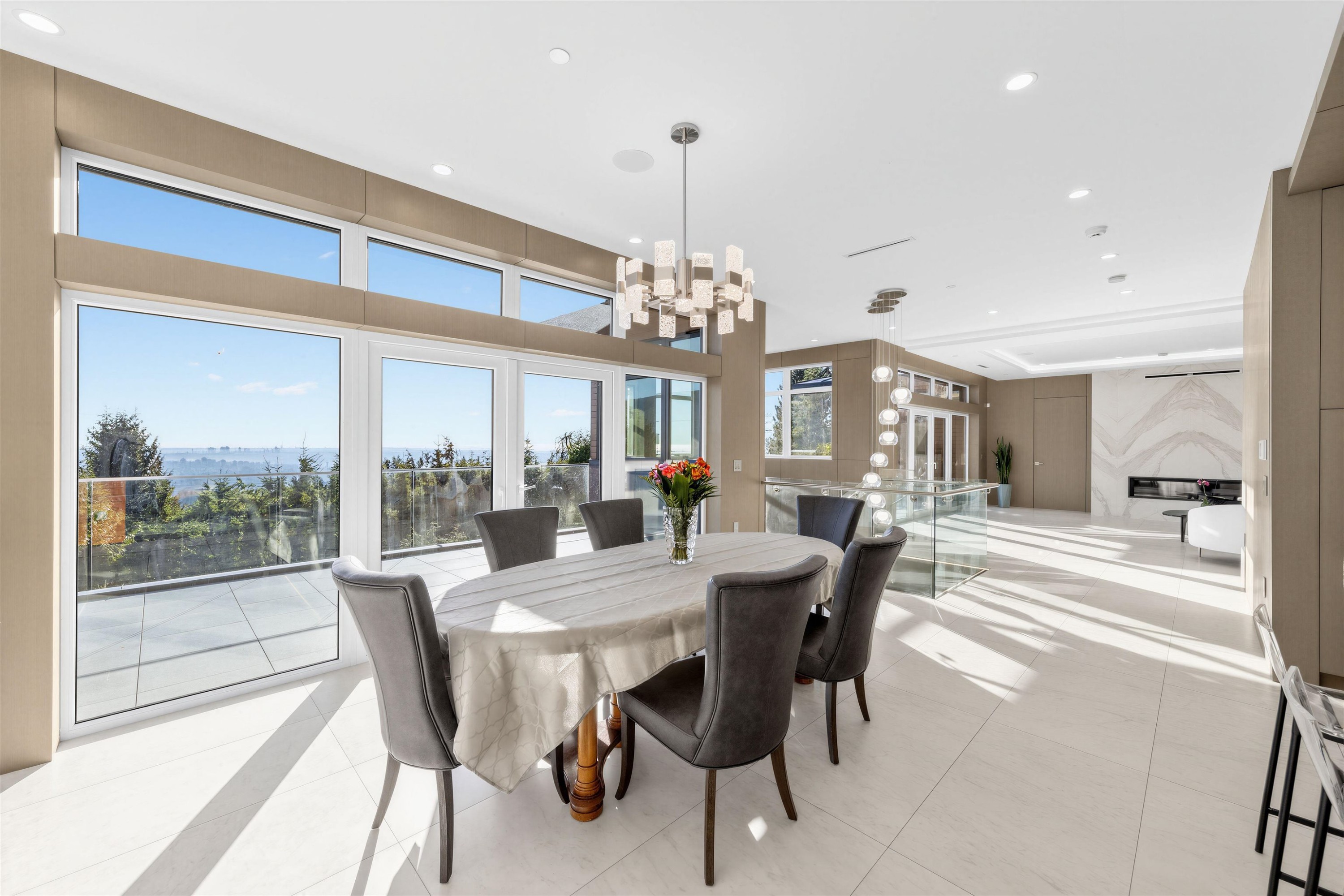 515 Ballantree Road, West Vancouver, BC