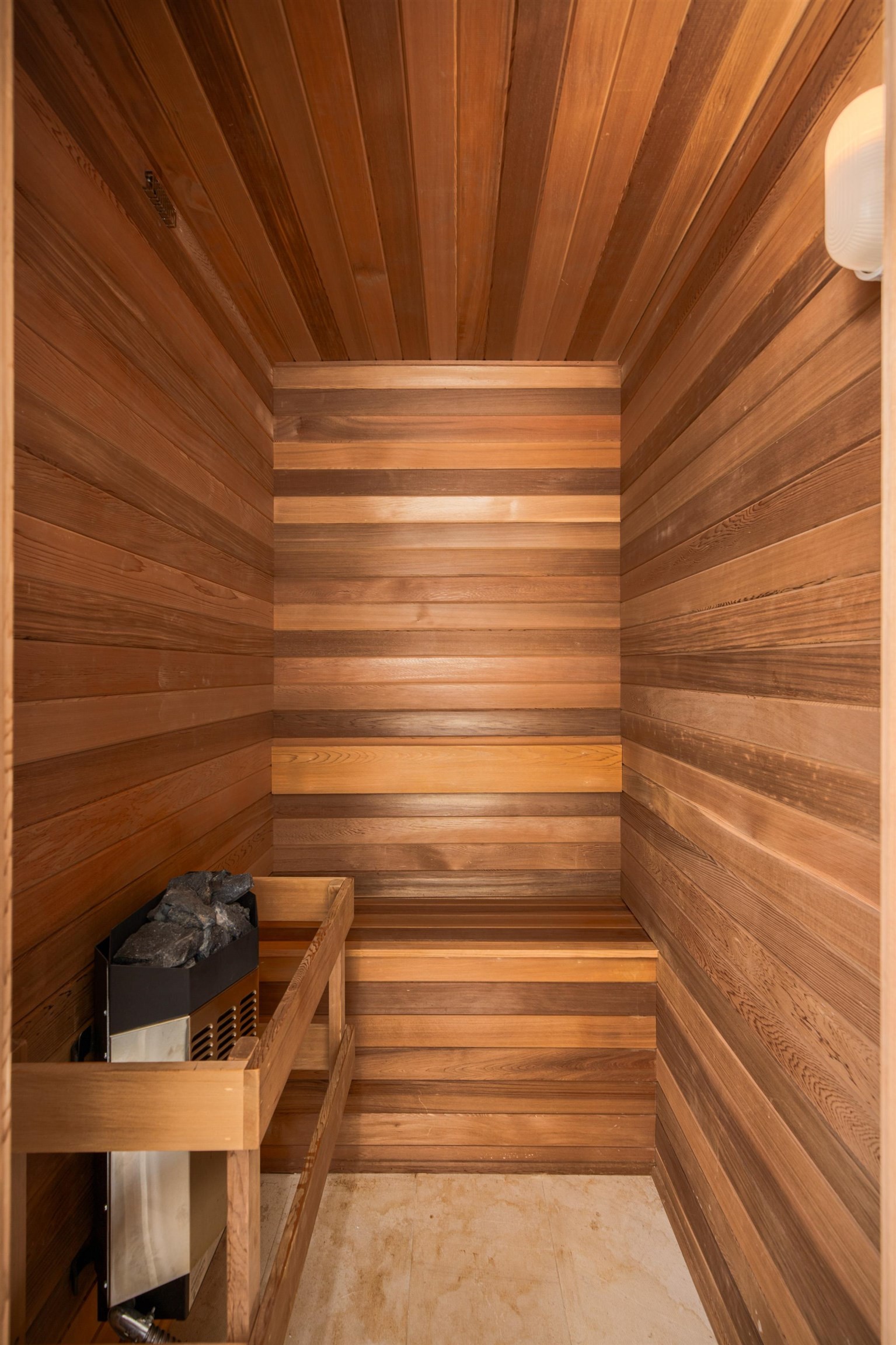 8160 Railway Avenue, Richmond, BC