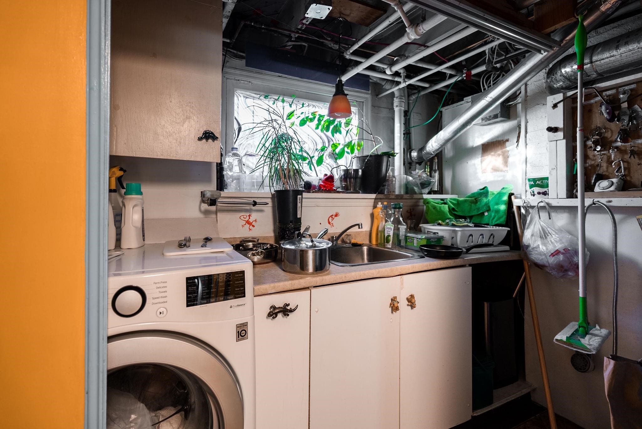 228 26Th Avenue E, Vancouver, BC