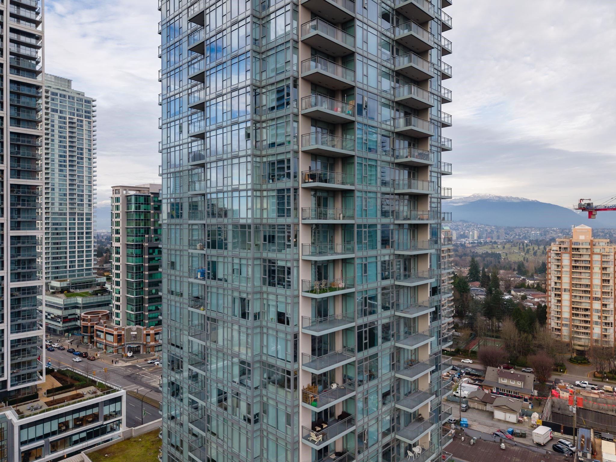 2009-4688 Kingsway, Burnaby, BC