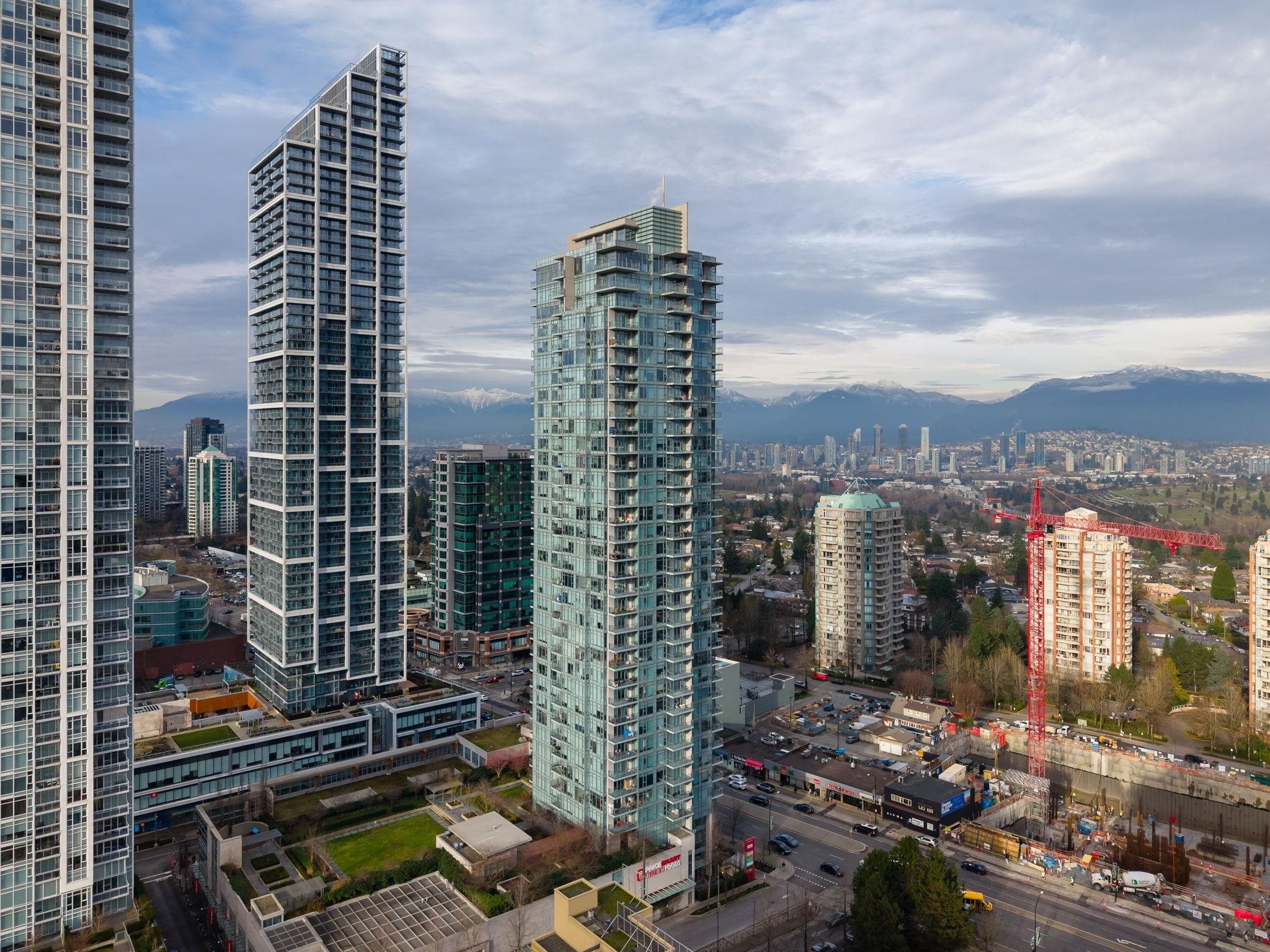 2009-4688 Kingsway, Burnaby, BC