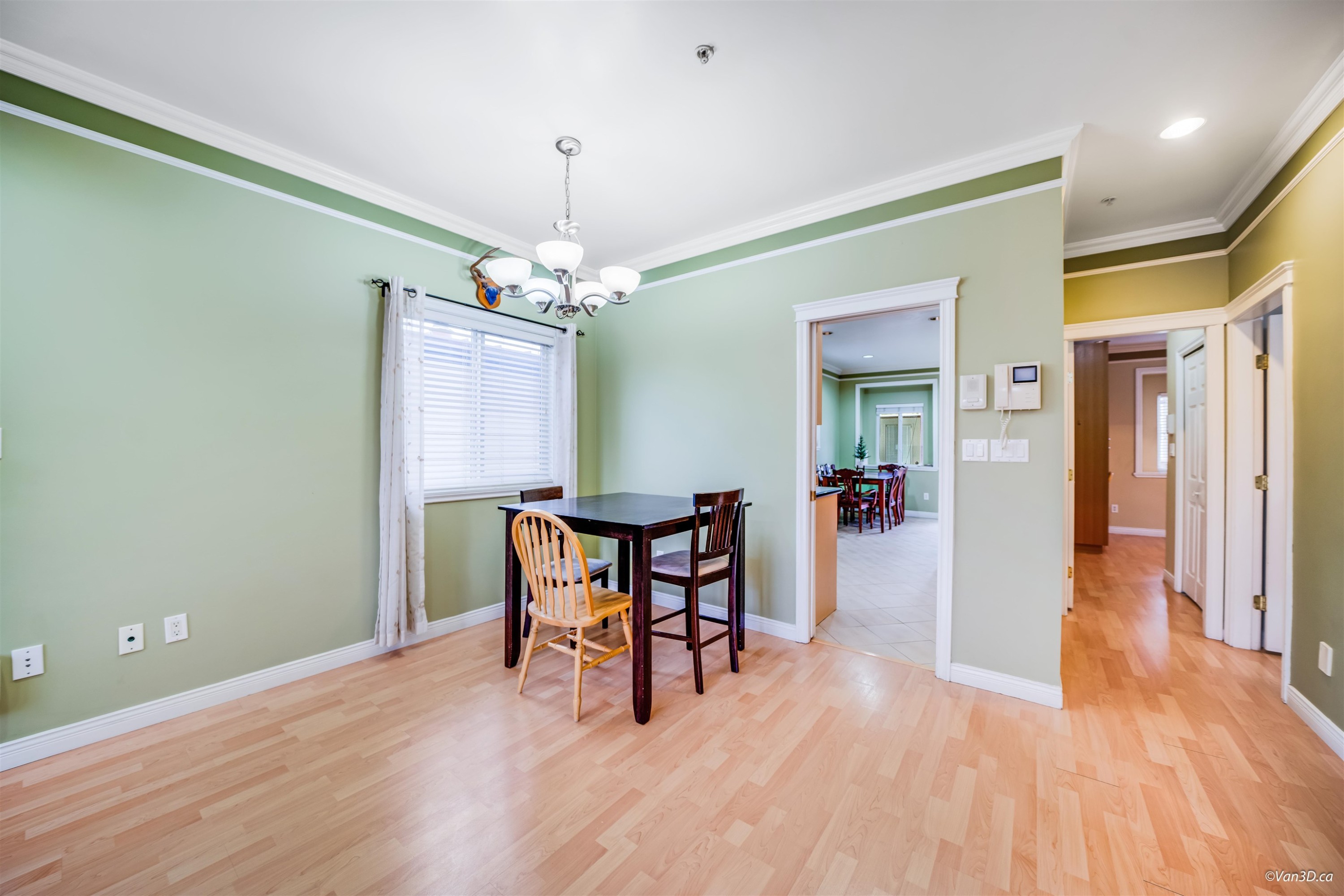 742 51St Avenue E, Vancouver, BC